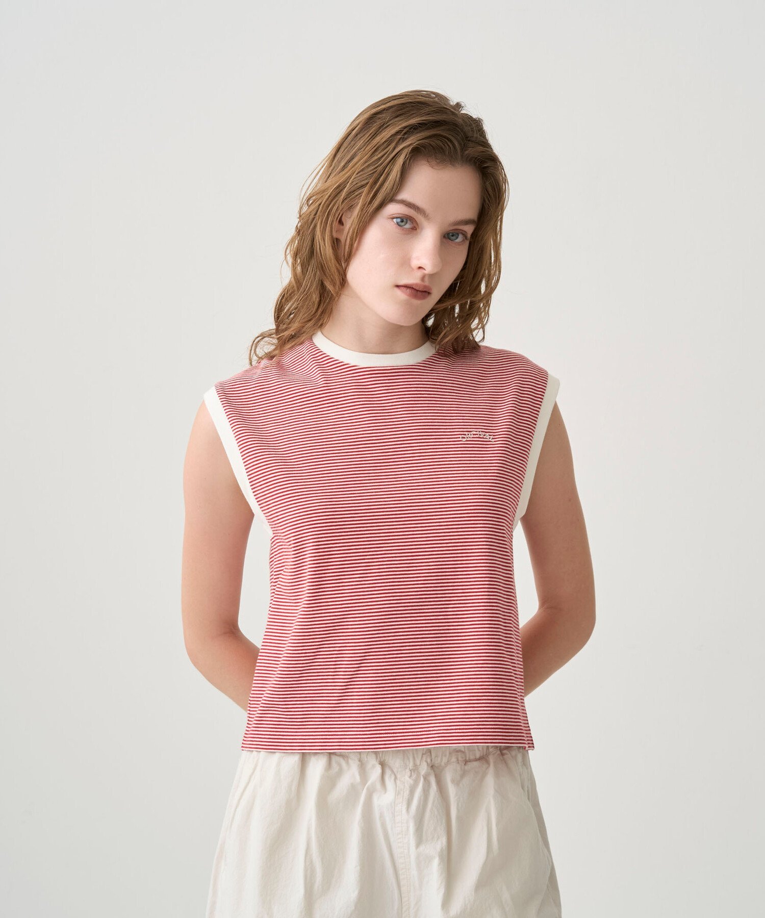 Bshop ORCIVAL ｜ 先染めジャージー 刺繍ノースリーブプルオーバー WOMEN ビショップ トップス カットソー・Tシャツ ネイビー ベージュ