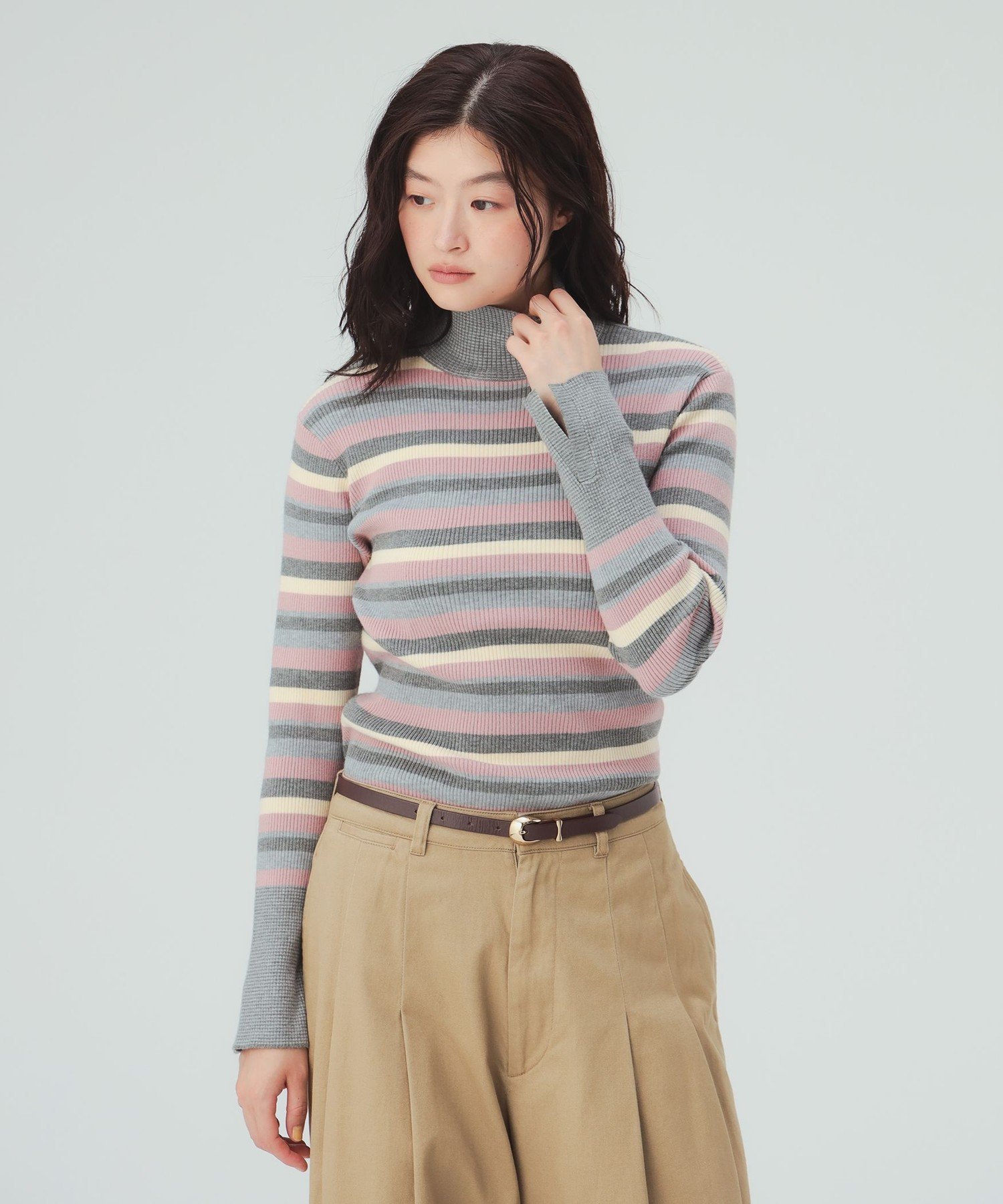 WOMEN マルチ ボーダー タートルネック ニット 26AW 秋新作 ロングシーズン 着回し イージーケア ビームス ハート トップス ニット グレー ブラック ホワイト