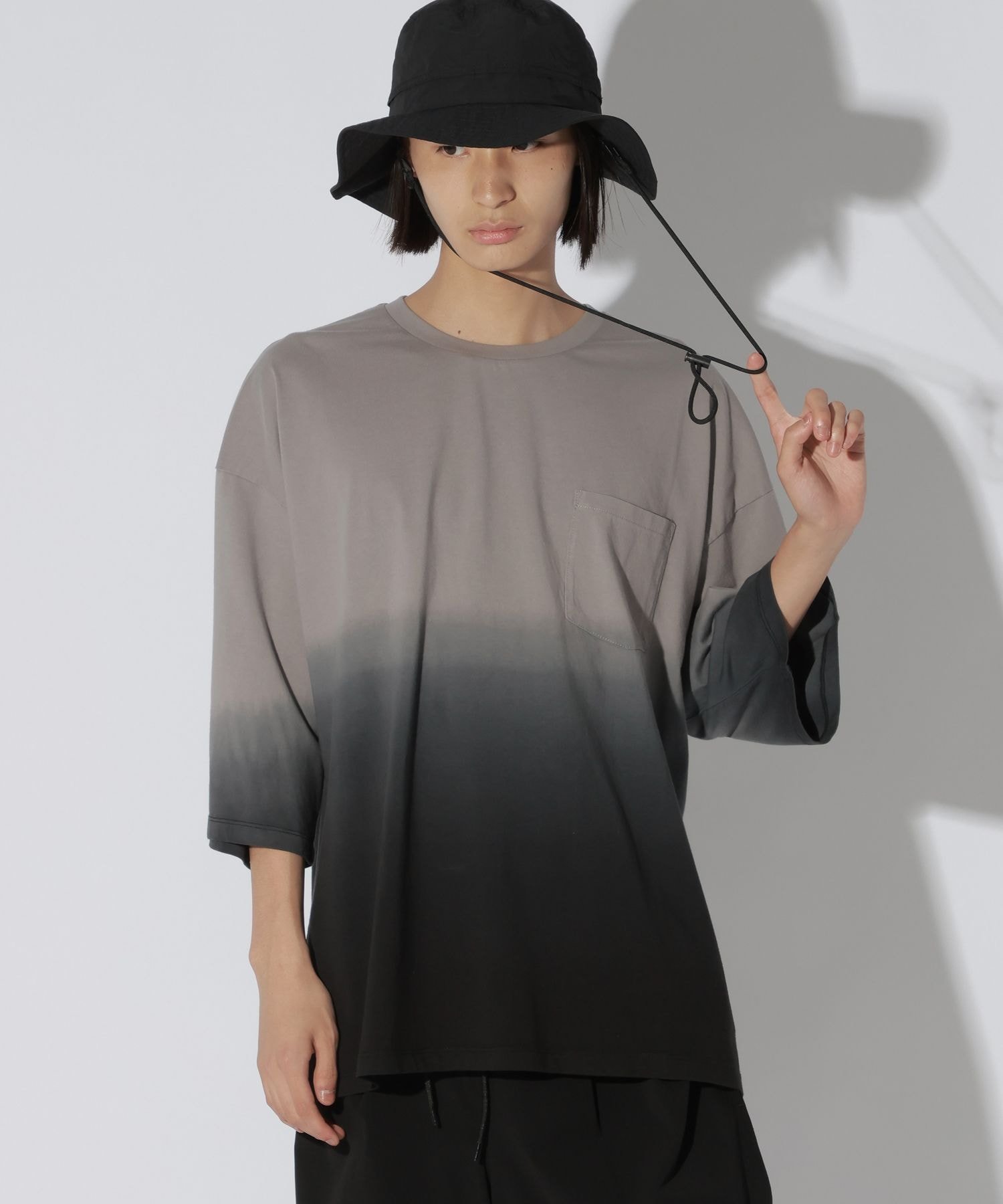 LAKOLE グラデクロップドT ラコレ トップス カットソー・Tシャツ グリーン ピンク ブラック