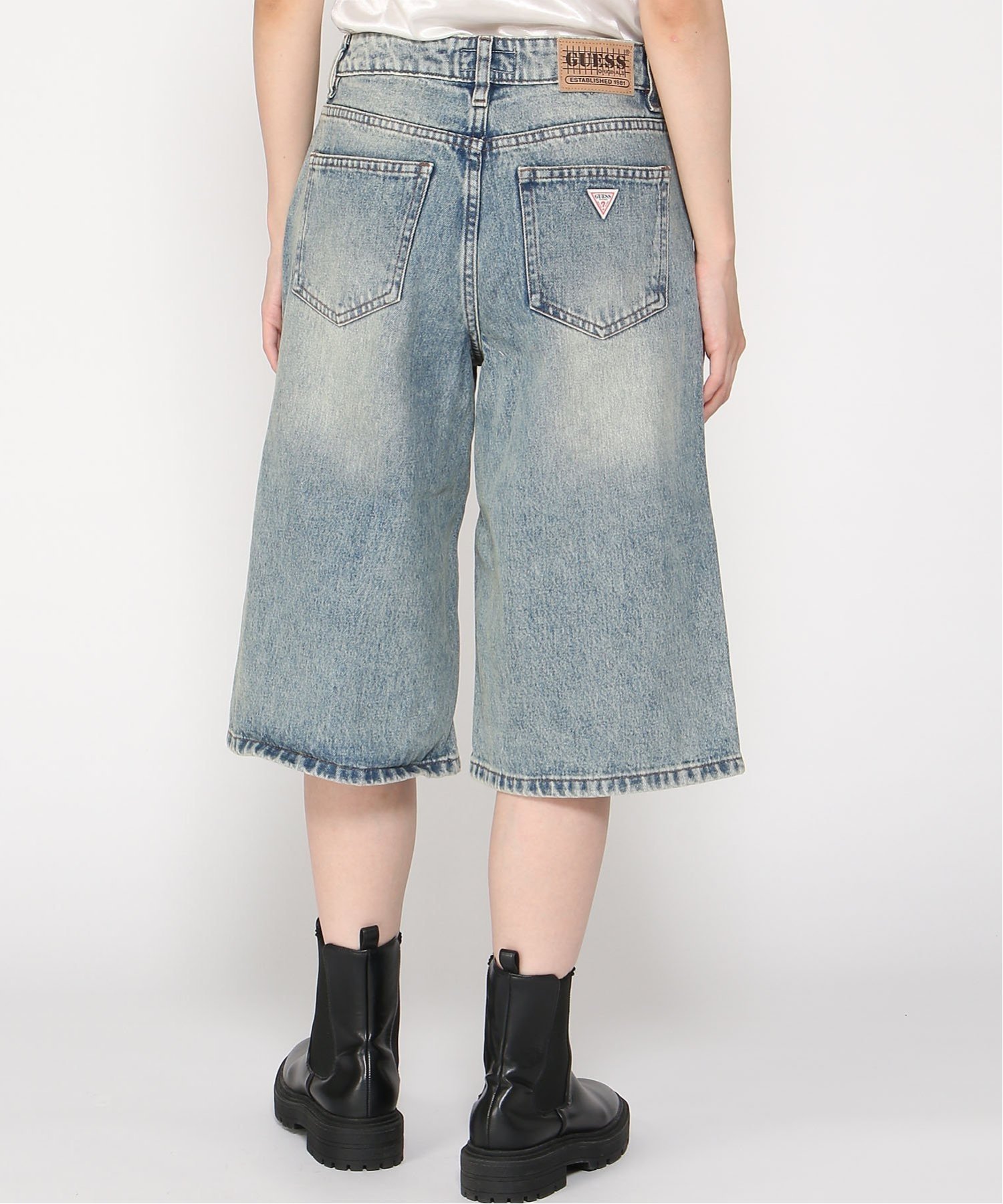 【SALE／50%OFF】GUESS Originals GUESS Originals デニムハーフパンツ (W)Bermuda Shorts ゲス パンツ ジーンズ・デニムパンツ ブルー【送料無料】