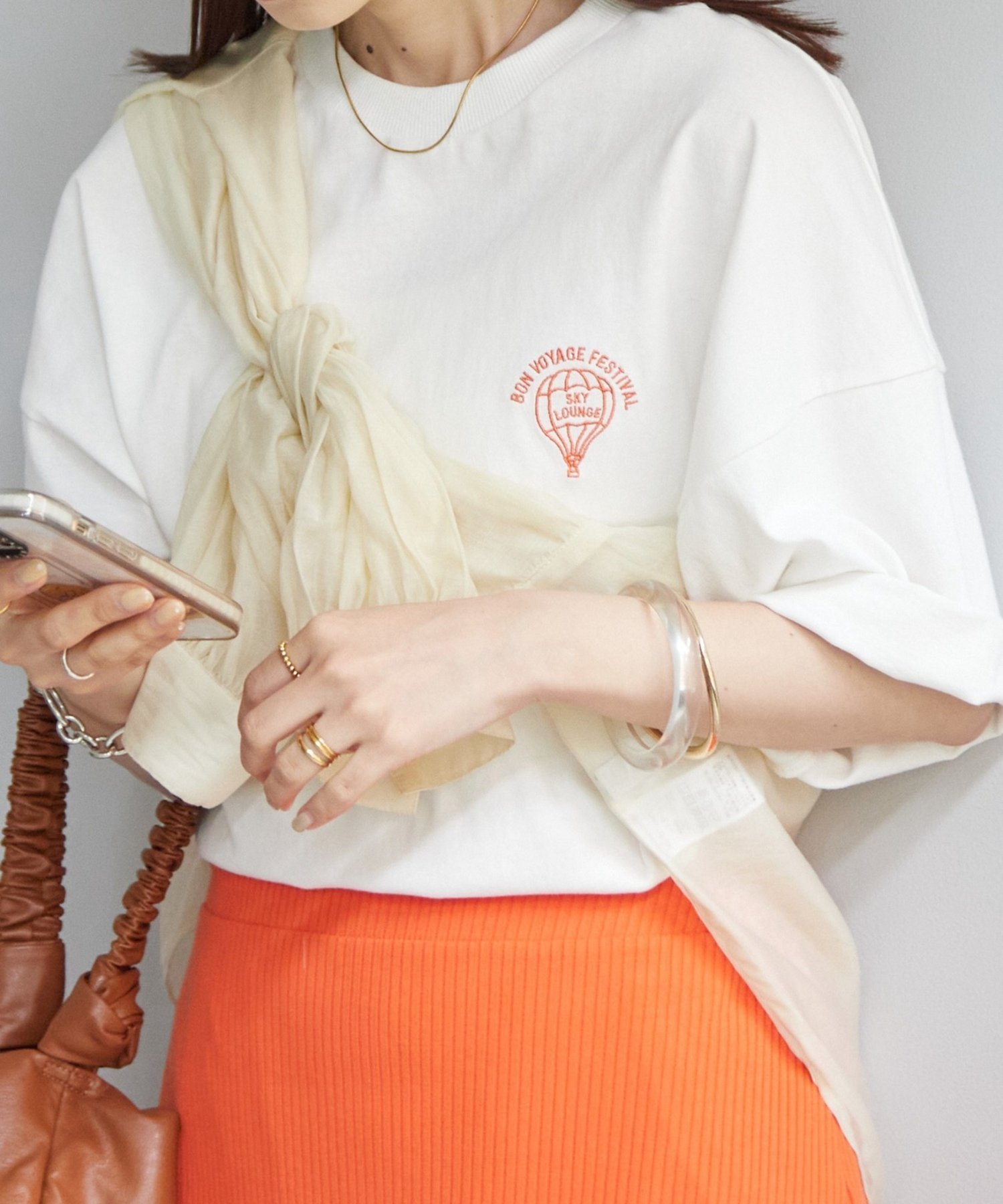 【WEB限定】ワンポイント刺繍半袖Tシャツ ディスコート トップス カットソー・Tシャツ グレー ネイビー ホワイト