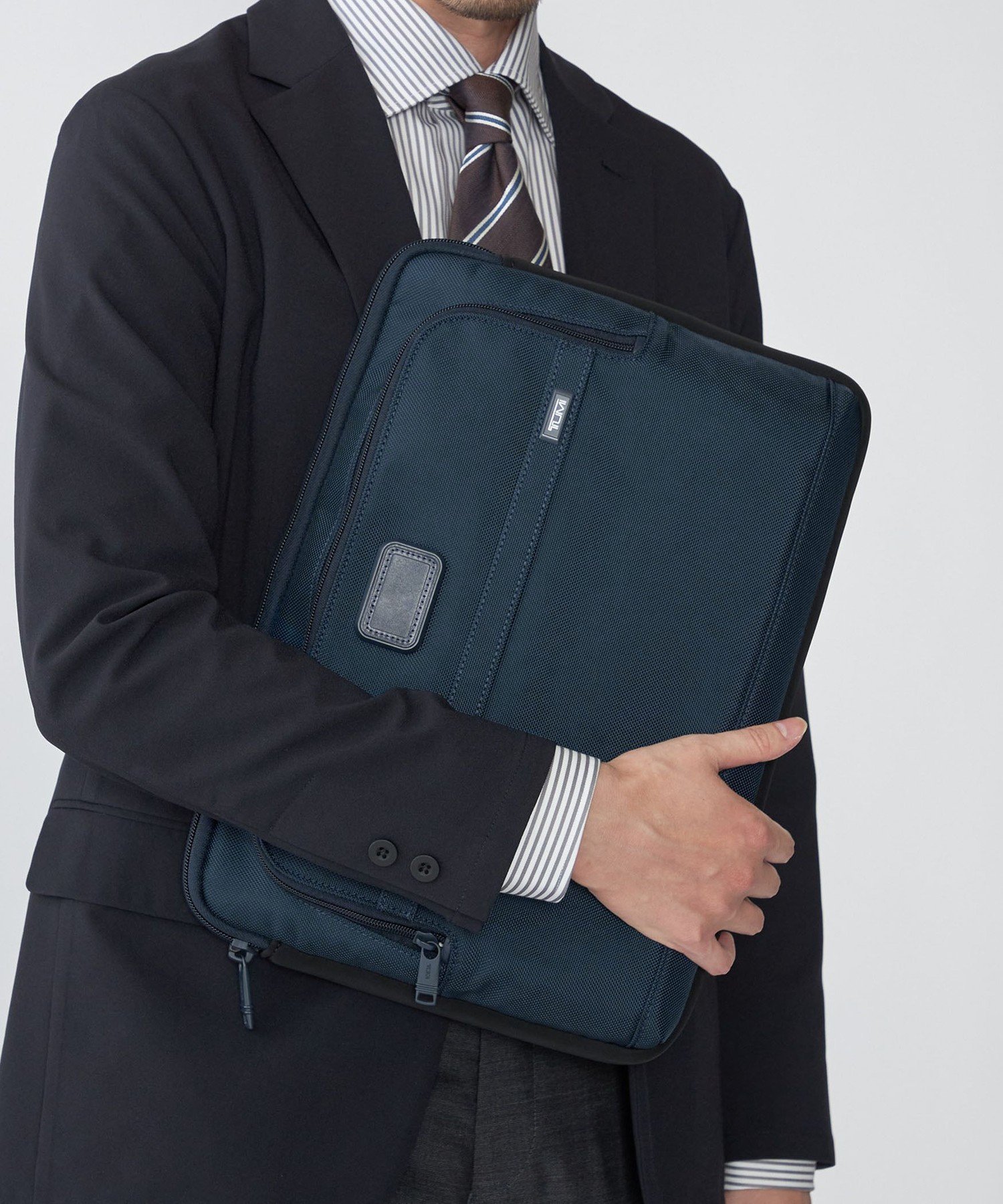 【SALE／30%OFF】SHIPS MEN 【SHIPS別注】TUMI:ラージ(PC15インチまで)・ラップトップ・カバー シップス バッグ ビジネスバッグ・ブリーフケース ネイビー【送料無料】