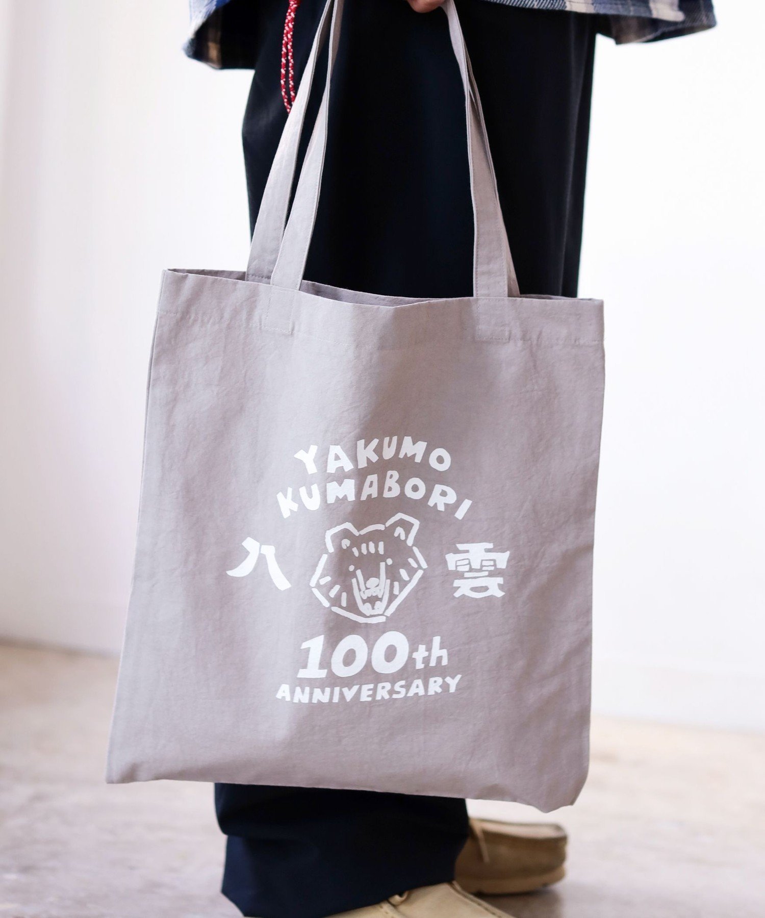 BEAMS JAPAN 木彫り熊 マスク トートバッグ ビームス ジャパン バッグ その他のバッグ ホワイト グレー【送料無料】