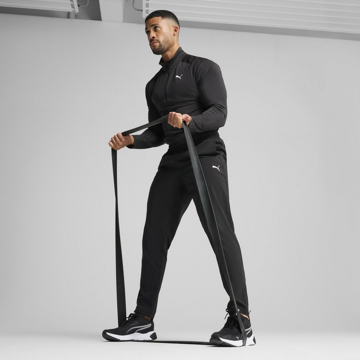 メンズ トレーニング TAD エッセンシャル ウーブン テーパード パンツ TAD ESS Woven Tapered Pant プーマ パンツ その他のパンツ ブラック