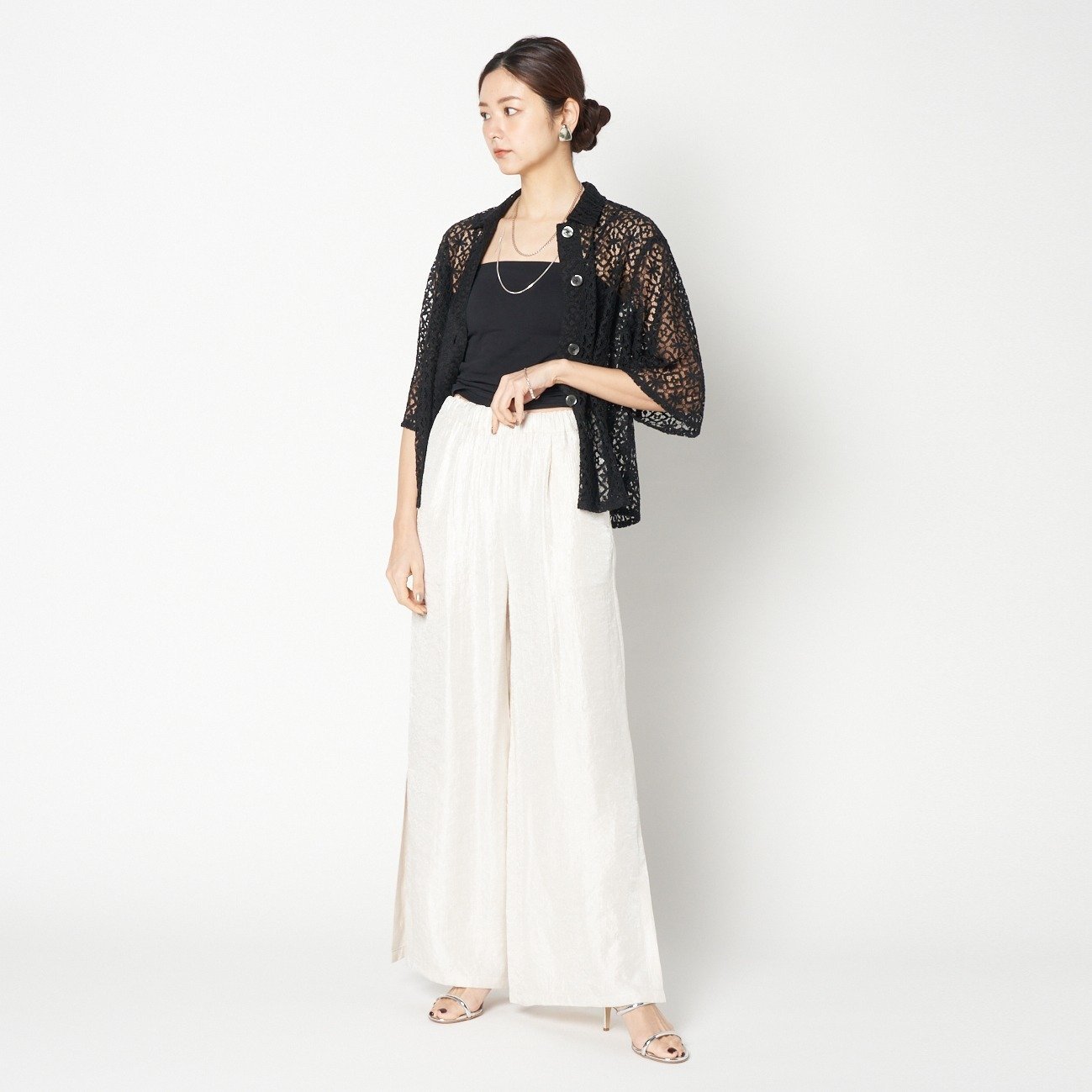 HELIOPOLE SATIN SLIT EASY PANTS エリオポール パンツ その他のパンツ ホワイト