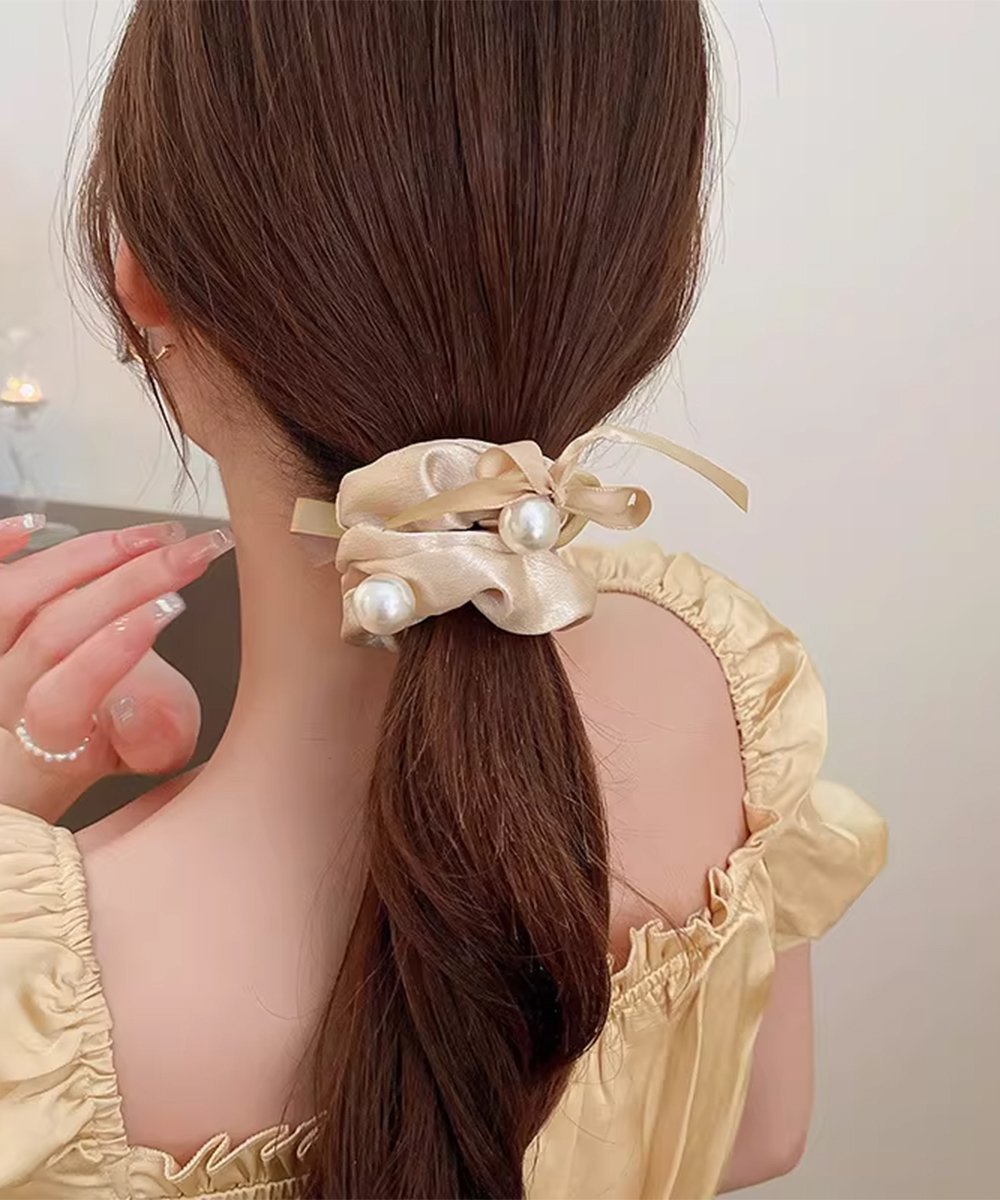 【SALE／37%OFF】miniministore サテンヘアゴム パール付き シュシュ ミニミニストア ヘアアクセサリー その他のヘアアクセサリー ブラック ベージュ