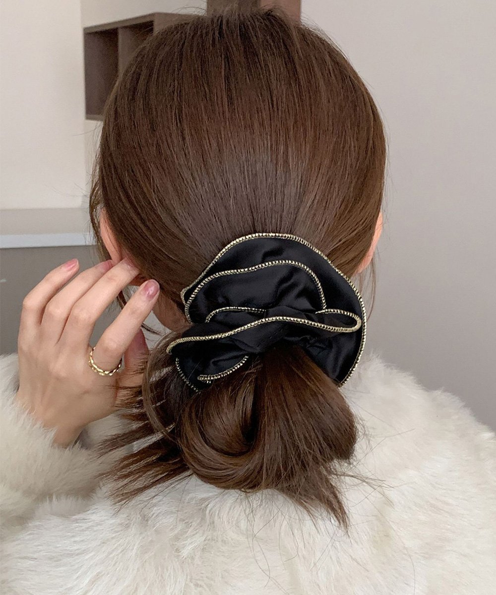 【SALE／35%OFF】miniministore サテンシュシュ ヘアゴム ボリューム ミニミニストア ヘアアクセサリー その他のヘアアクセサリー ブラック