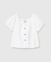 【SALE／60%OFF】BENETTON (UNITED COLORS OF BENETTON) (K)キッズシャーリングネック飾りボタン半袖リネンシャツ・ブラウス ベネトン(ユナイテッド カラーズ オブ ベネトン) トップス カットソー・Tシャツ ホワイト