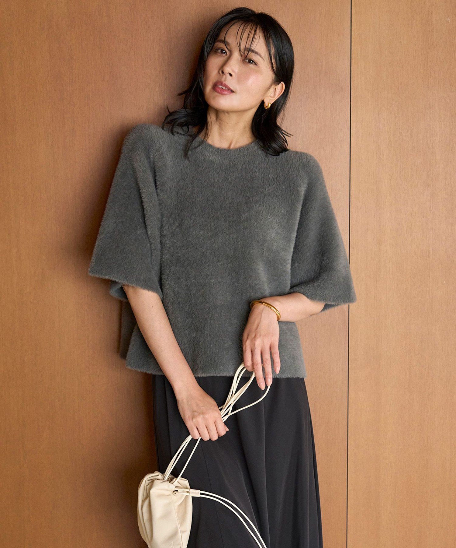 UNFILO L 【洗える】ナイロンシャギー ハーフスリーブ プルオーバー アンフィーロ トップス ニット ブラック グレー ブルー ブラウン【送料無料】のサムネイル