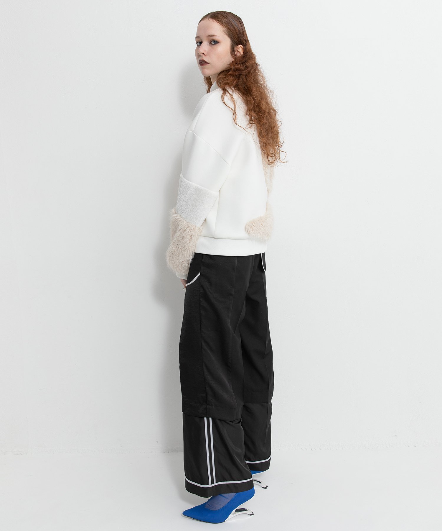 LAYERED LIKE TROUSERS アウラアイラ パンツ スラックス・ドレスパンツ ブラック