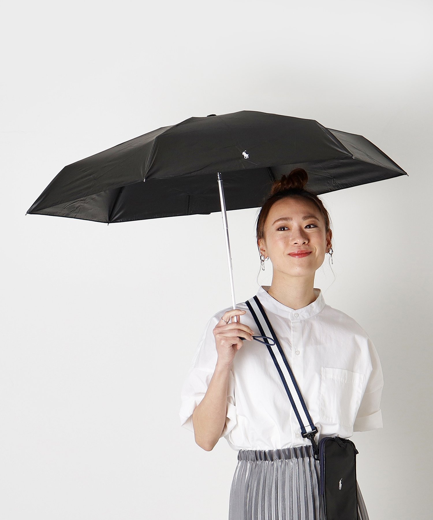 POLO RALPH LAUREN (ポロ ラルフローレン)ポーチ付き 雨傘 ムーンバット ファッション雑貨 折りたたみ傘 シルバー ベージュ レッド グレー ブラック ネイビー