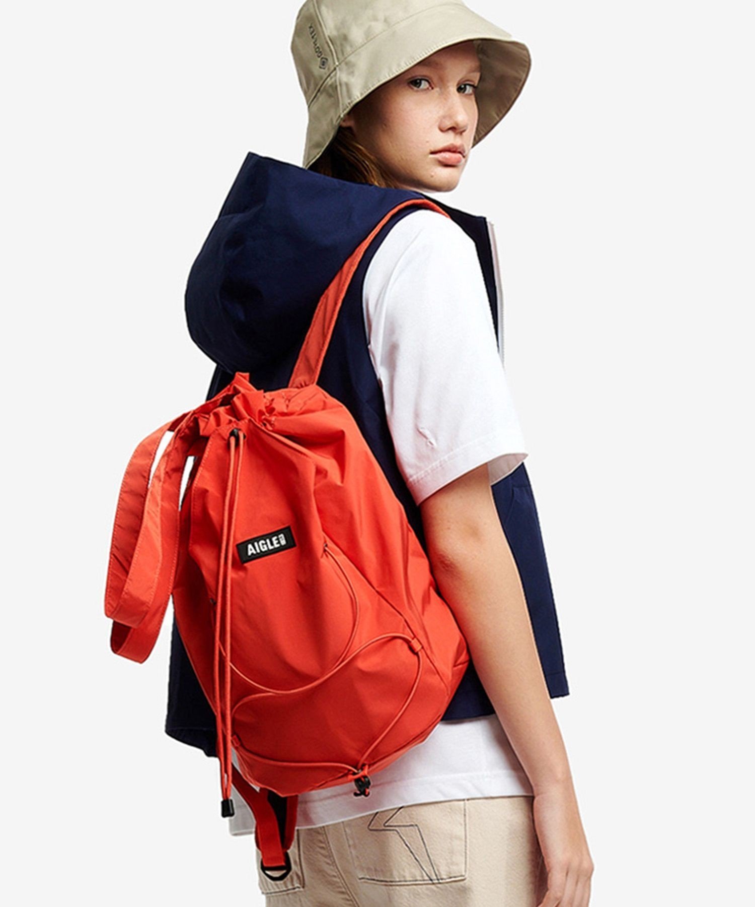 AIGLE 撥水 ライト&コンパクト 巾着バックパック 15L エーグル バッグ リュック・バックパック オレンジ ネイビー ホワイト【送料無料】
