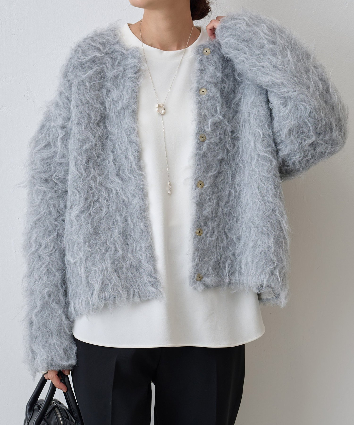 BEARDSLEY モコモコニット ビアズリー トップス カーディガン グレー ベージュ【送料無料】のサムネイル