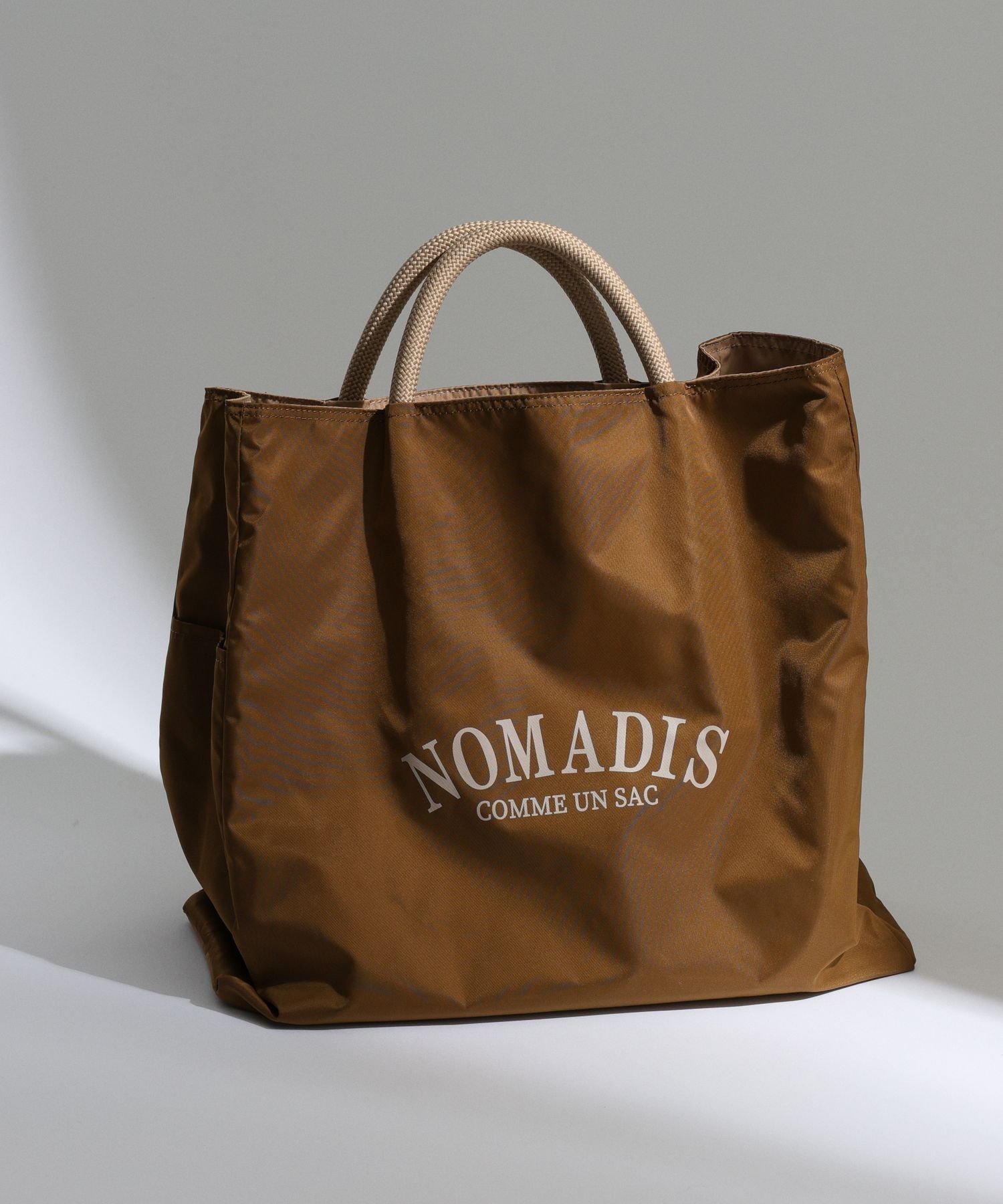 BABYLONE 【一部店舗限定】【NOMADIS】SAC 2 16mm バビロン バッグ トートバッグ ブラウン ネイビー【送料無料】のサムネイル