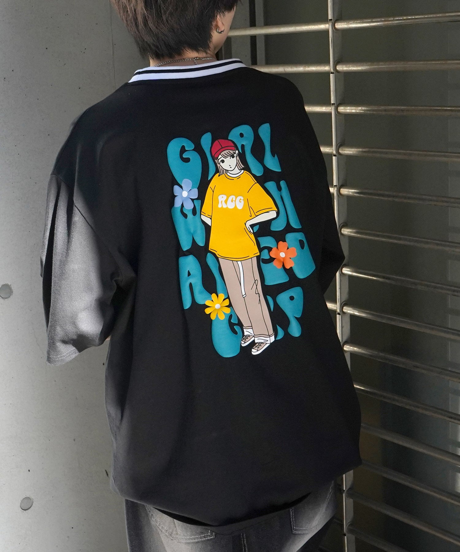 【SALE／28%OFF】Confirm (M)Confirm/AM24337 コンファーム トップス カットソー・Tシャツ ブラック ホワイト
