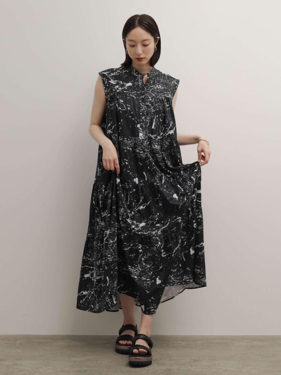 RADIATE スプラッタープリントティアードワンピース ラシュッド ワンピース・ドレス その他のワンピース・ドレス ブラック