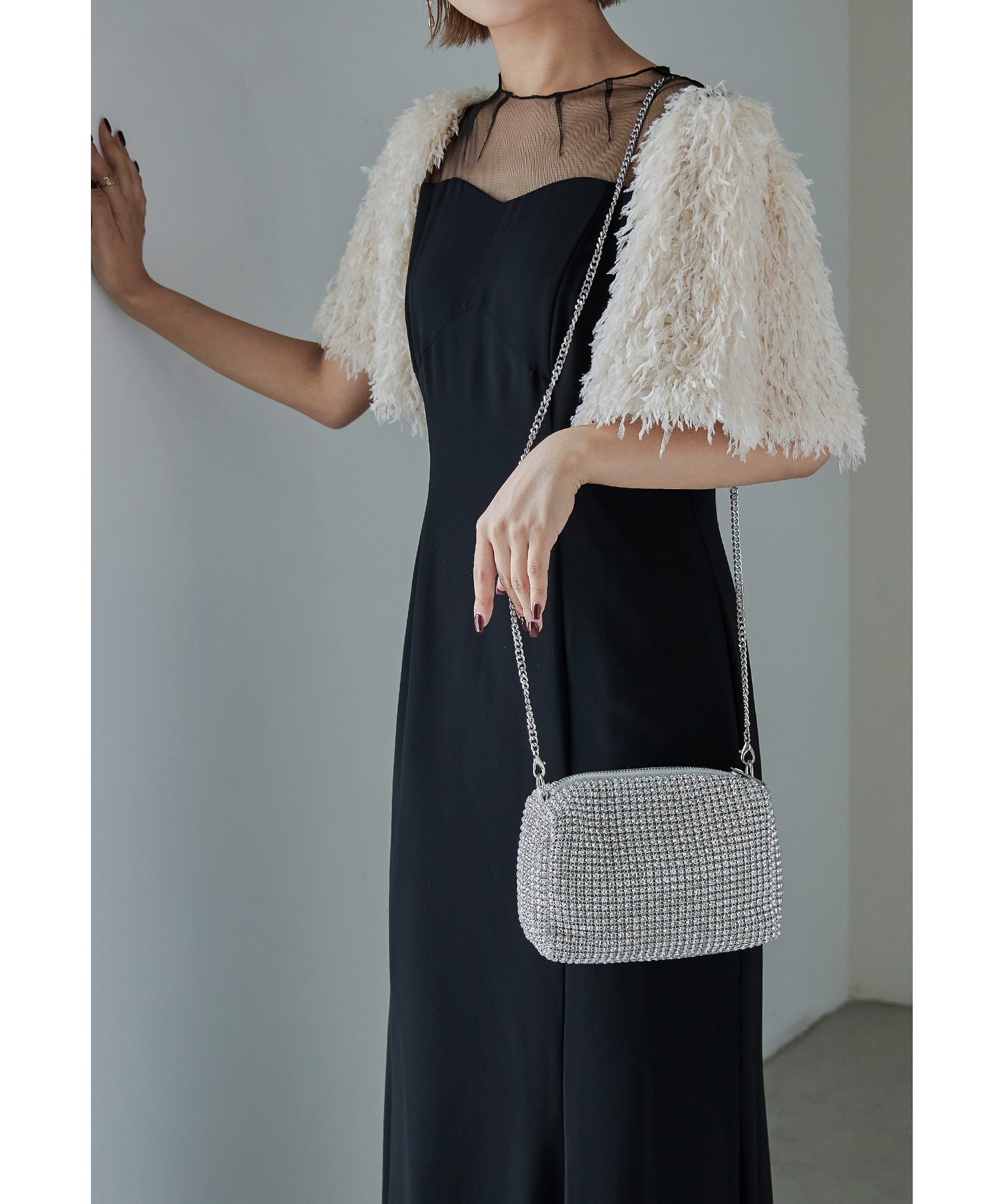 niana ビジューボックスバッグ ショルダー ミニ 結婚式 二次会 成人式 同窓会 お呼ばれ ビーフラット ..