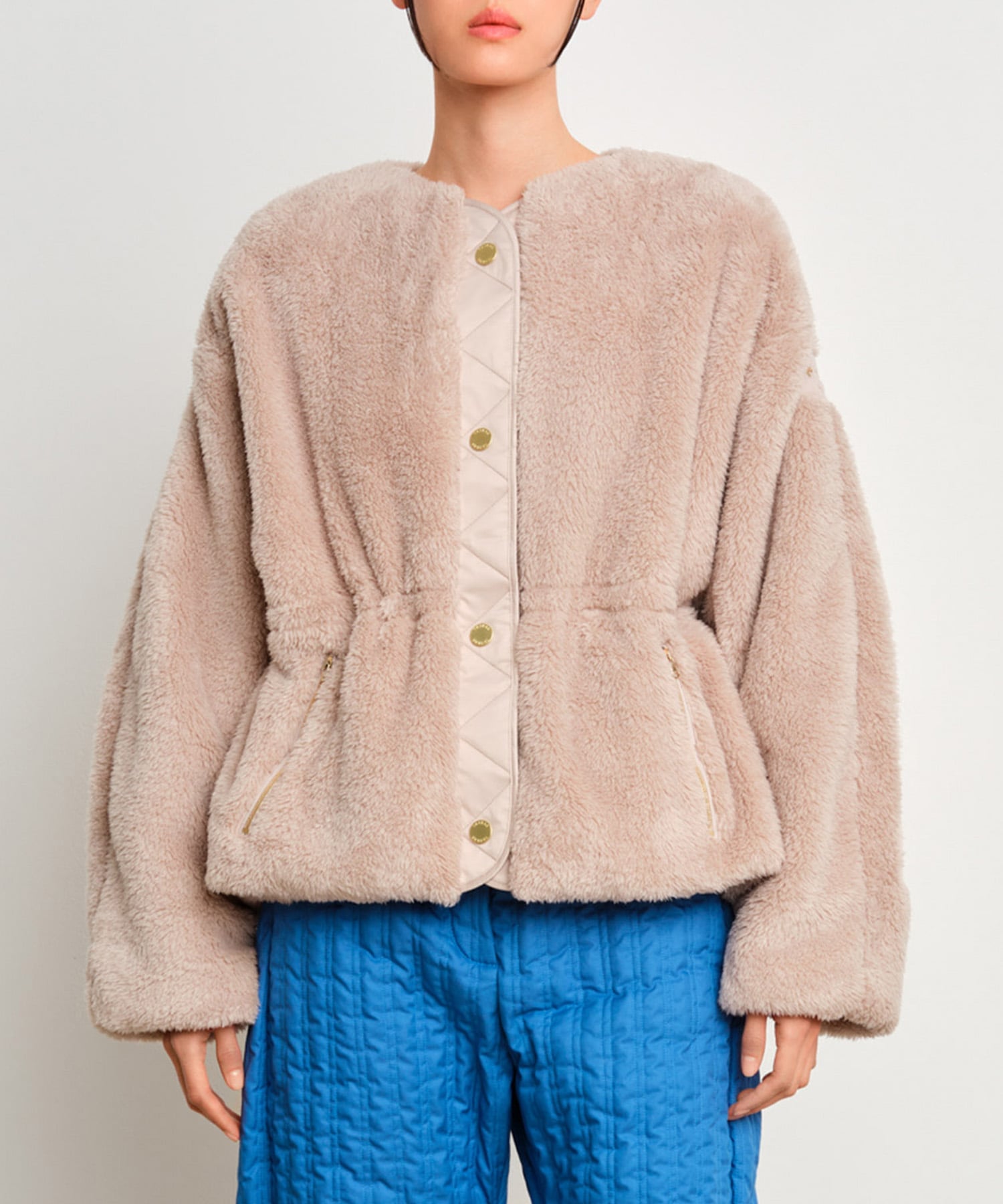 TATRAS (W)【TATRAS 直営店】ANNABELLA アナベラ / ボアブルゾン タトラスコンセプトストア ジャケット・アウター ブルゾン・ジャンパー ホワイト ブラック グレー【送料無料】のサムネイル