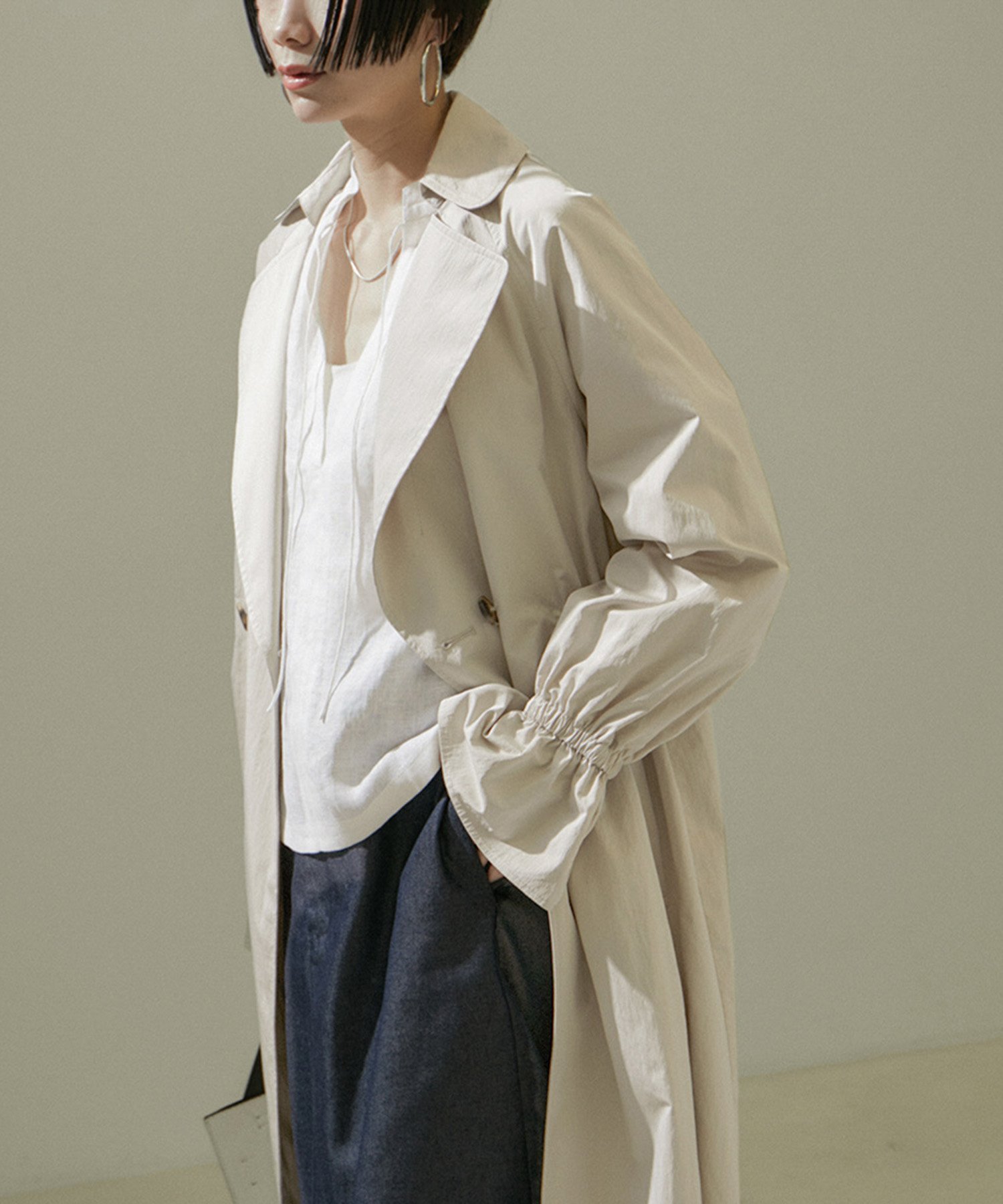 SALON adam et rope' 【WEB限定】ライトクロスギャザースリーブトレンチコート/24SS サロン アダム エ ロペ ジャケット・アウター トレンチコート ベージュ ネイビー【送料無料】