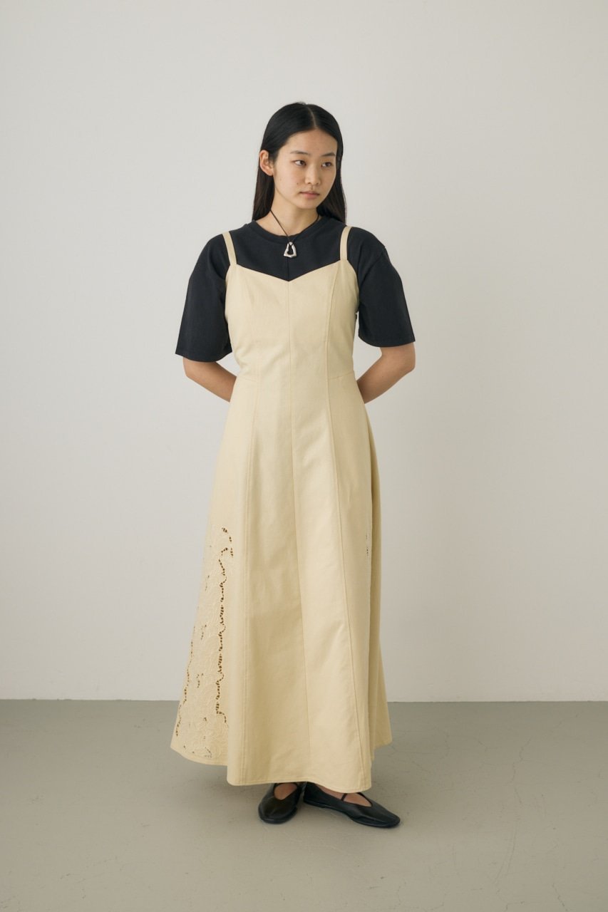 【SALE／50%OFF】MOUSSY カットワーク刺繍キャミソールワンピース オーガニックコットン使用 マウジー ワンピース・ドレス ワンピース ブラック レッド【送料無料】のサムネイル