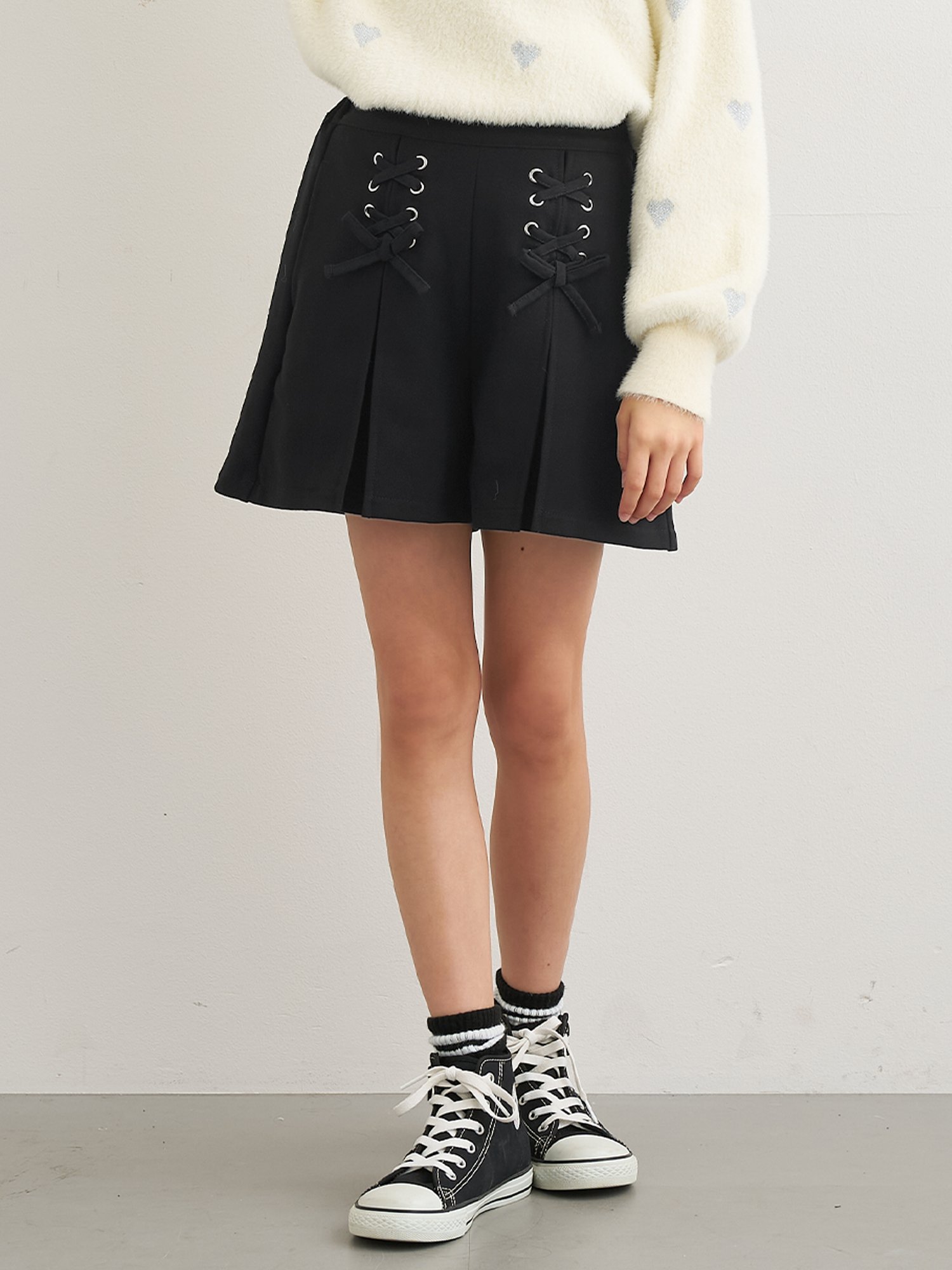 coca キッズ レースアップショートパンツ コカ パンツ キュロット ブラックのサムネイル