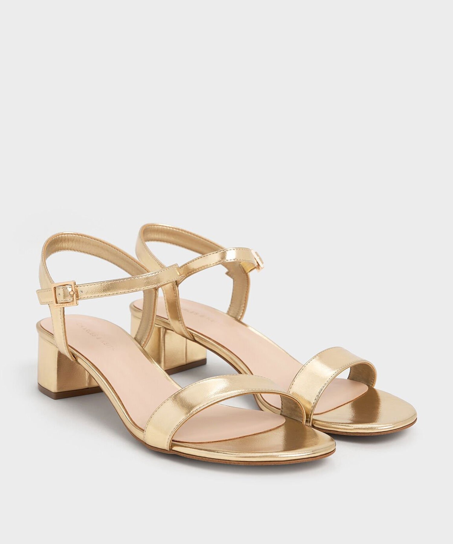 CHARLES & KEITH ブロックヒール アンクルストラップサンダル チャールズアンドキース シューズ・靴 サンダル【送料無料】