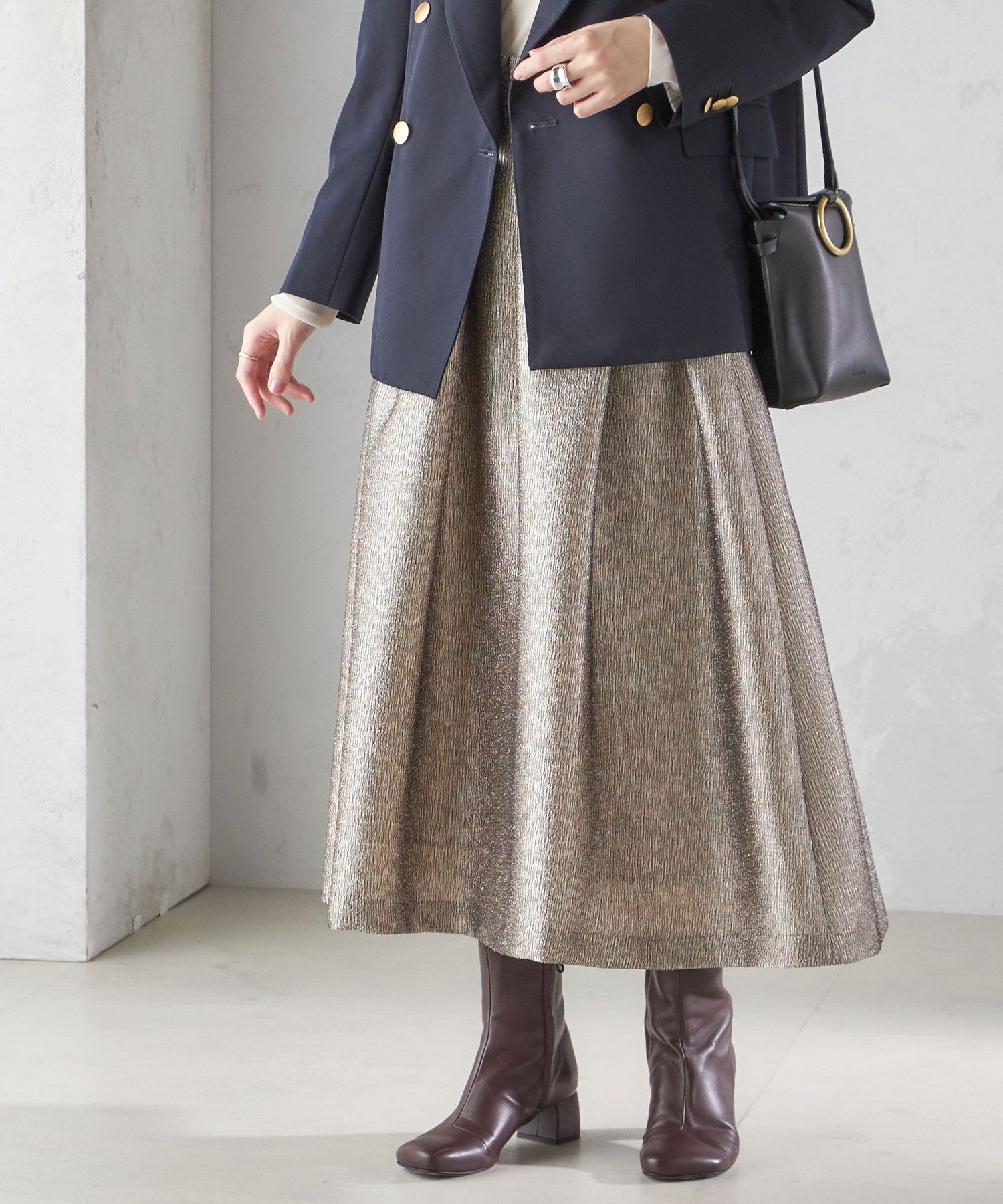 【SALE／30%OFF】SHIPS WOMEN ＜手洗い可能＞ラメ ブッチャー タック フレア スカート シップス スカート その他のスカート ベージュ ブルー【送料無料】のサムネイル