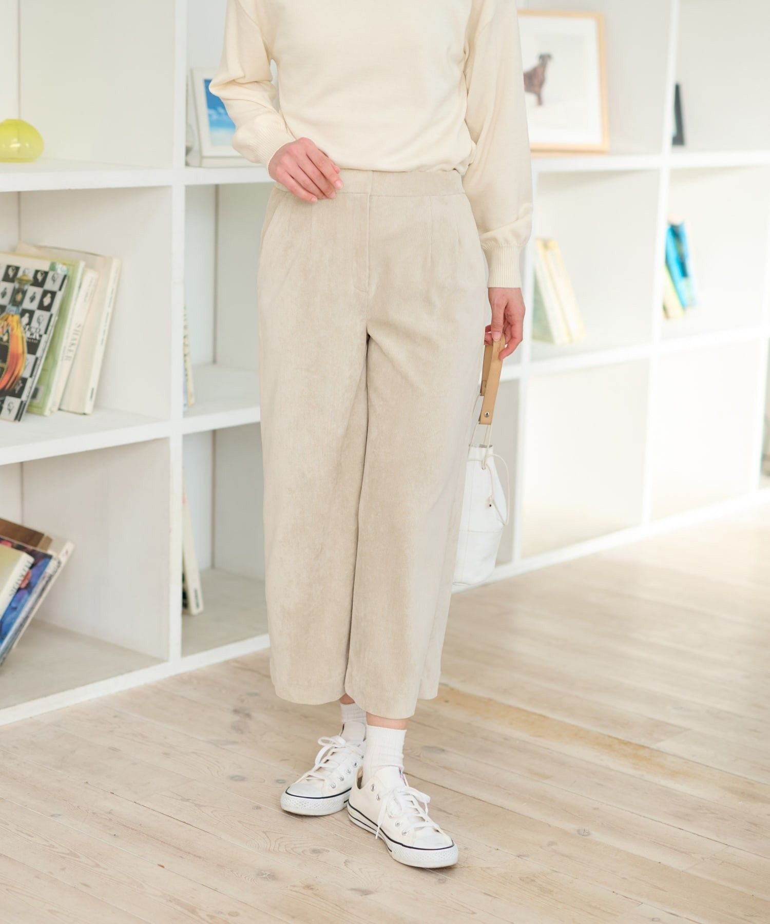 CARA O CRUZ 後ろウエストゴムコーデュロイのクロップドパンツ【ハッピーサーキュレーション】【産地ナブル】 キャラ・オ・クルス パンツ その他のパンツ ブラック ベージュ ネイビー