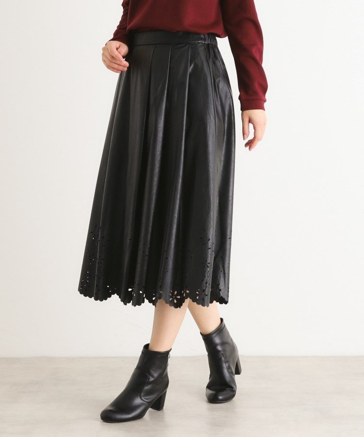 LAURA ASHLEY 【レザー調/合成皮革/ウエストゴム】裾パンチング スカート ローラ アシュレイ スカート その他のスカート ブラック