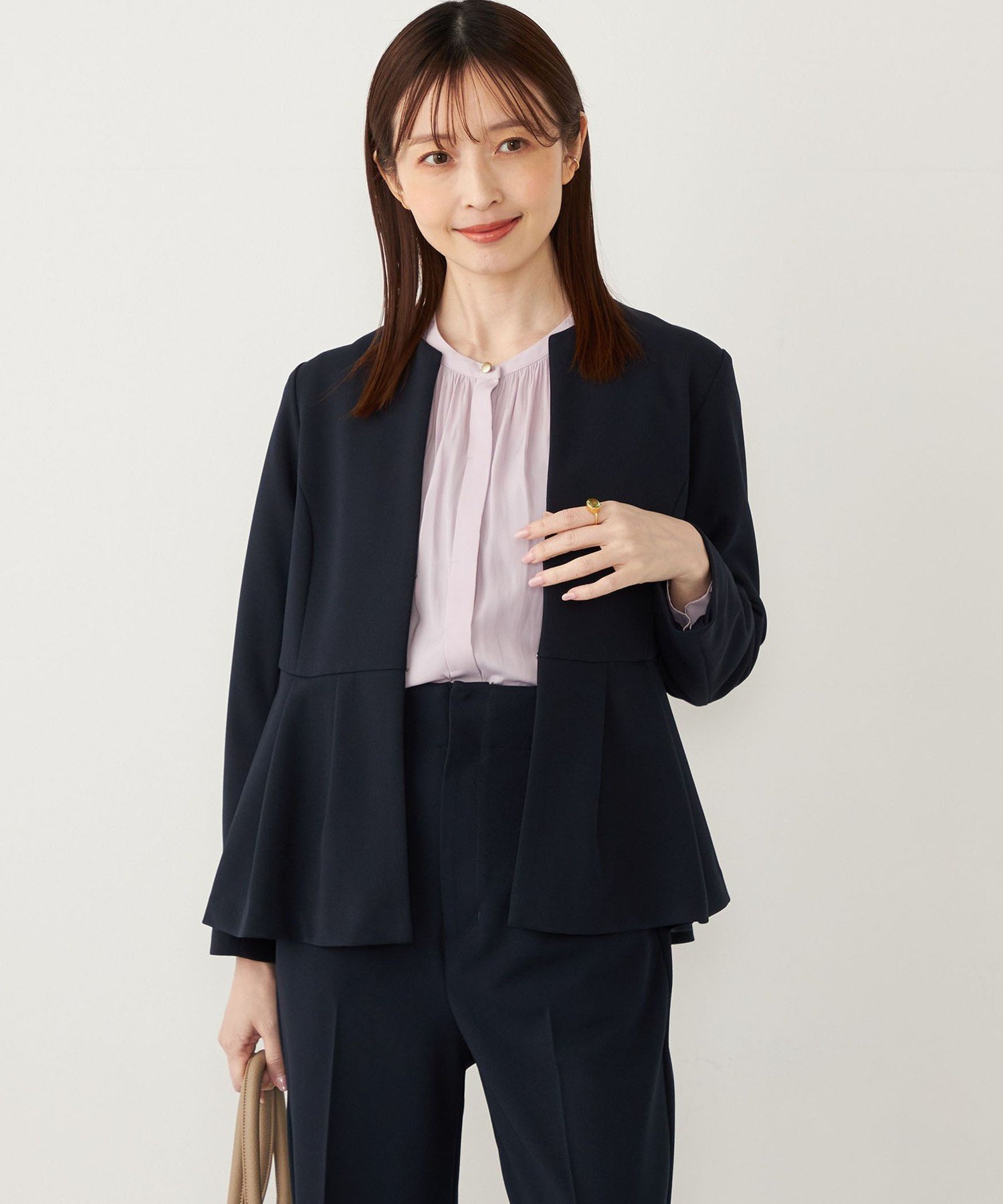 SHIPS Colors SHIPS Colors:ストレッチ ジョーゼット ペプラム ジャケット(セットアップ対応可能)◇ シップス ジャケット・アウター ノーカラージャケット ホワイト ネイビー ベージュ【送料無料】