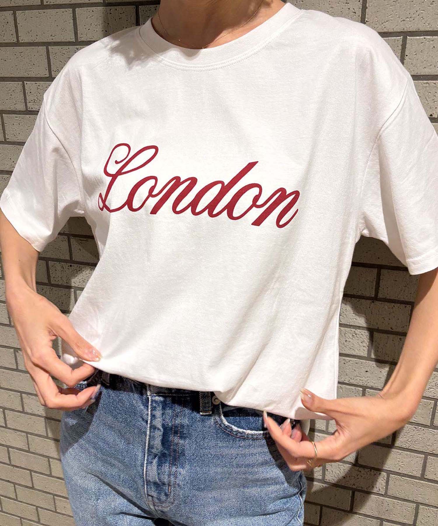 LOWO 綿混ロゴプリントTシャツ カットソー リバーフィールド アンド コー トップス カットソー・Tシャツ ホワイト グレー レッド