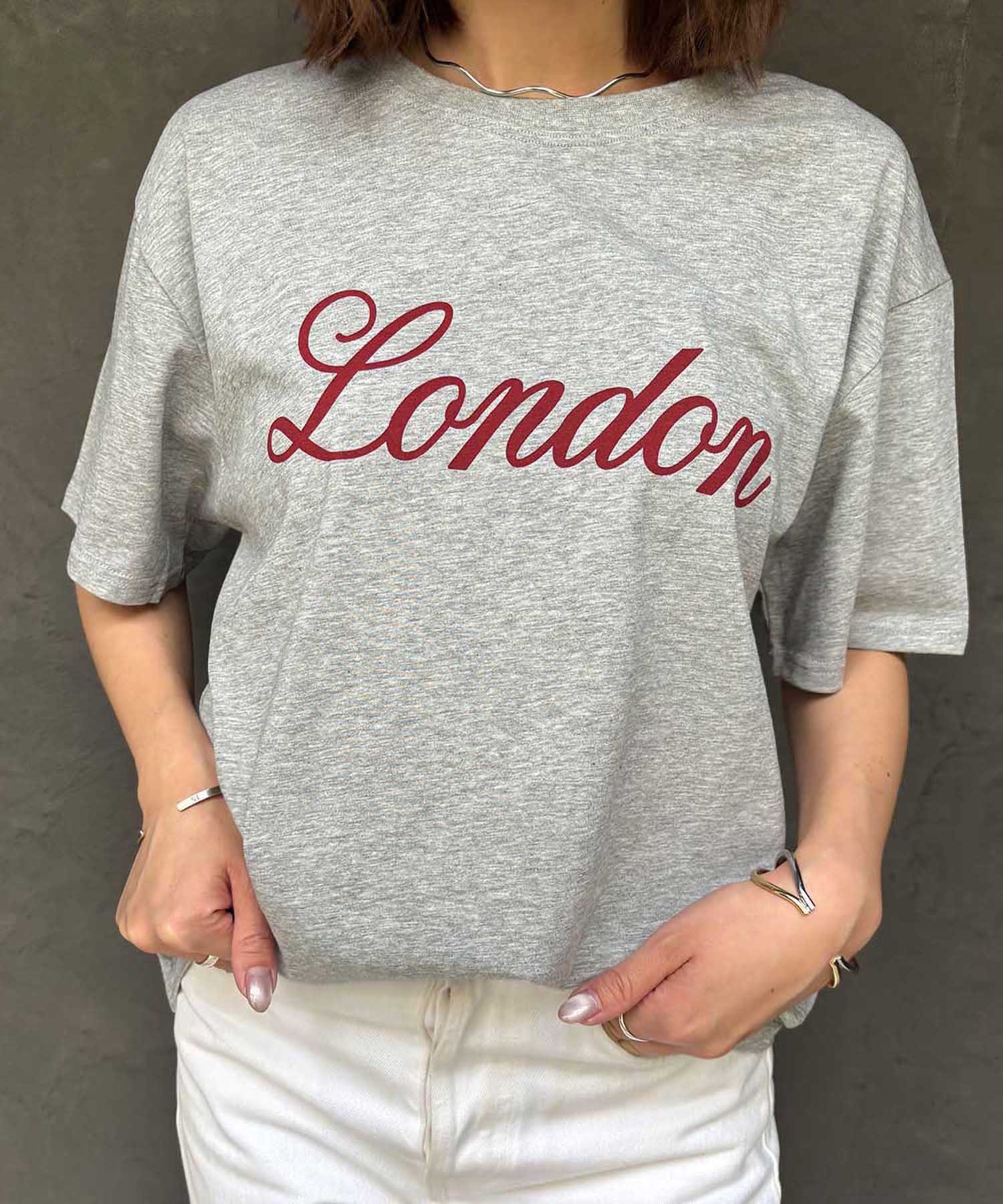 LOWO 綿混ロゴプリントTシャツ カットソー リバーフィールド アンド コー トップス カットソー・Tシャツ ホワイト グレー レッド