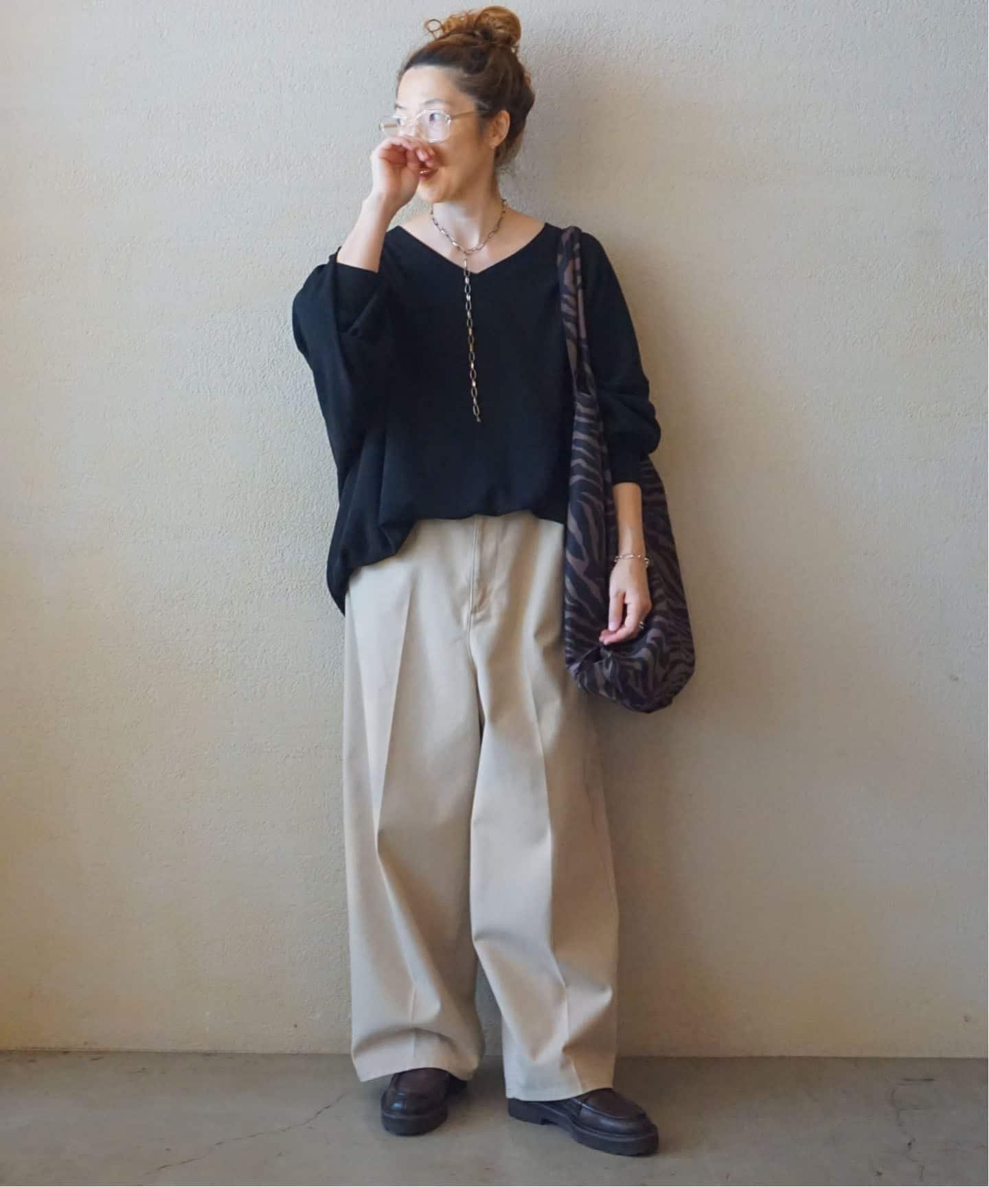 journal standard luxe 《予約》ダブルフェイス Vネックプルオーバー ジャーナルスタンダード ラックス トップス カットソー・Tシャツ ブラウン ブラック
