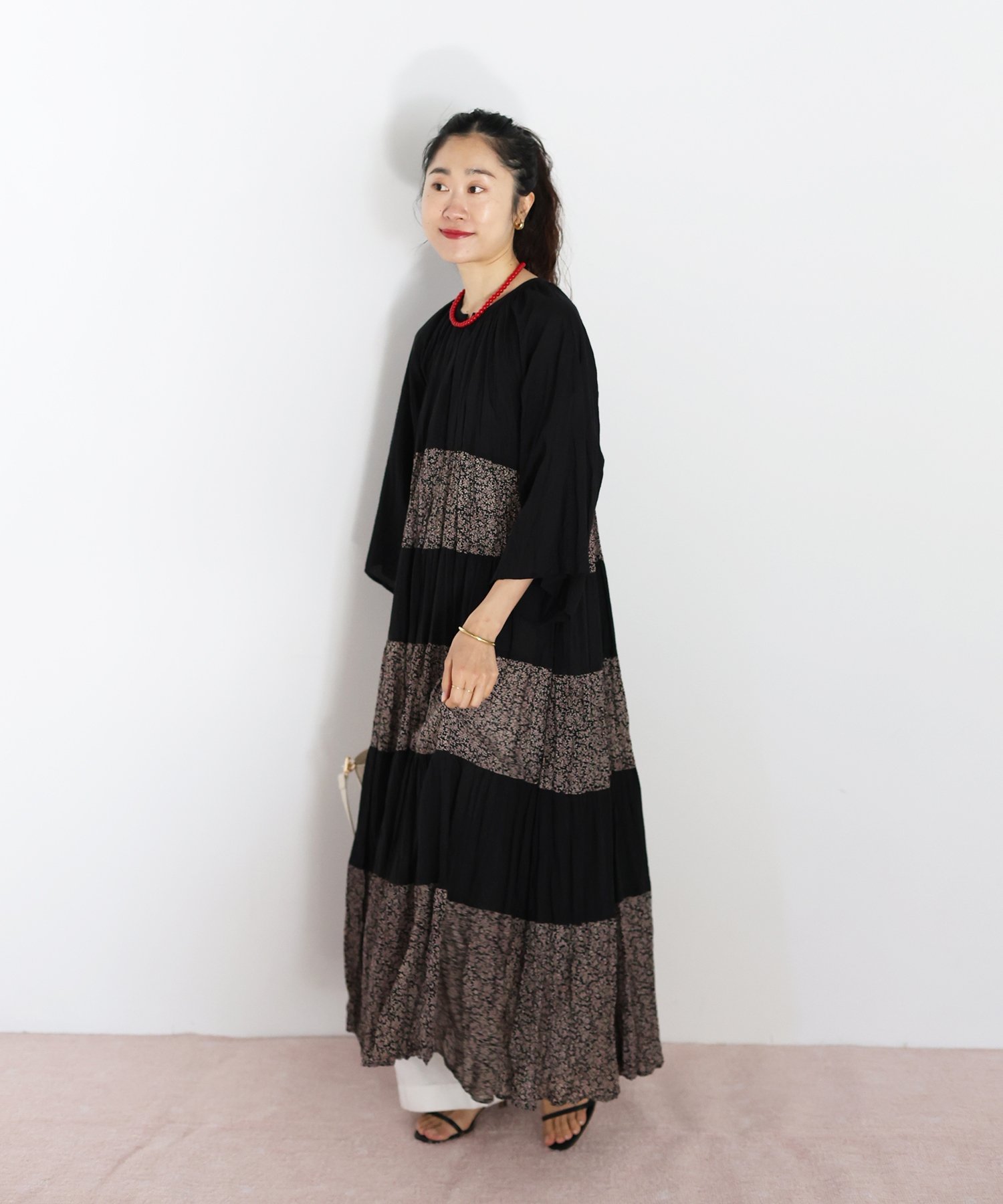 【SALE／20%OFF】le.coeur blanc Fanakaリーフ柄キリカエワンピース ルクールブラン ワンピース・ドレス その他のワンピース・ドレス ブラック【送料無料】