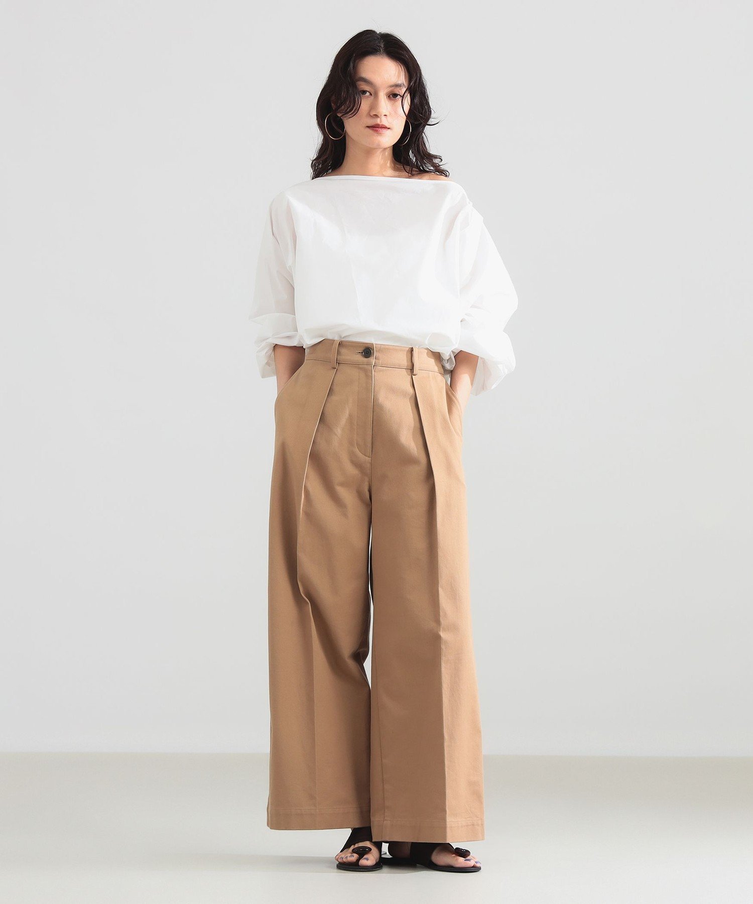 Demi-Luxe BEAMS ギャザー ショルダー ブラウス デミルクス ビームス トップス シャツ・ブラウス ホワイト ネイビー【送料無料】