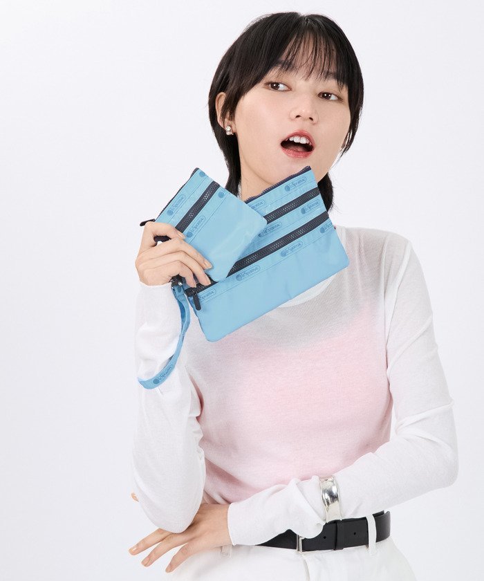 LeSportsac 【公式】レスポートサック コラボ(ポーチ) 1602FA09 LeSportsac レスポートサック 財布・ポーチ・ケース ポーチ ブルー【送料無料】のサムネイル