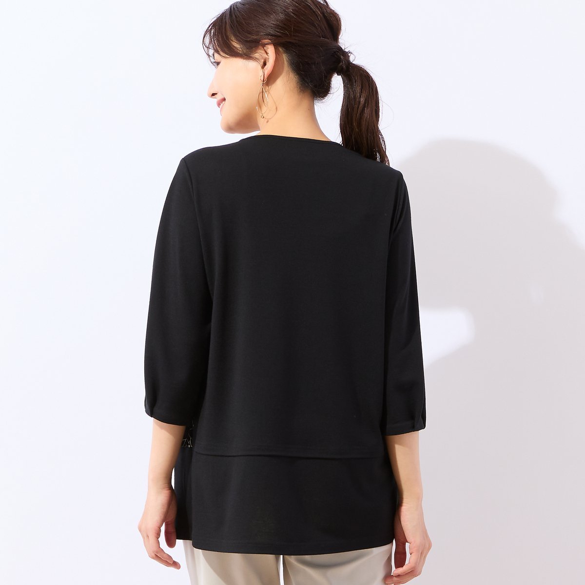 LOBJIE 【洗える・日本製・アンサンブル可】フロントシアーフラワーカットソー ロブジェ トップス カットソー・Tシャツ ブラック