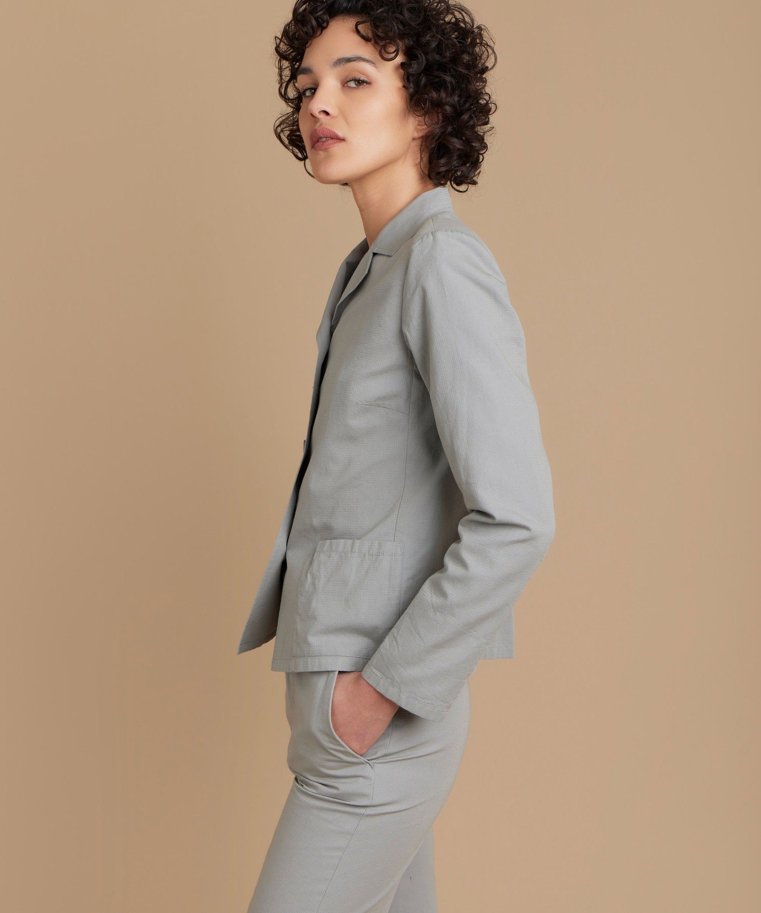 【セットアップ対応商品】TV18 VESTE ジャケット アニエスベー ジャケット・アウター その他のジャケット・アウター グレー