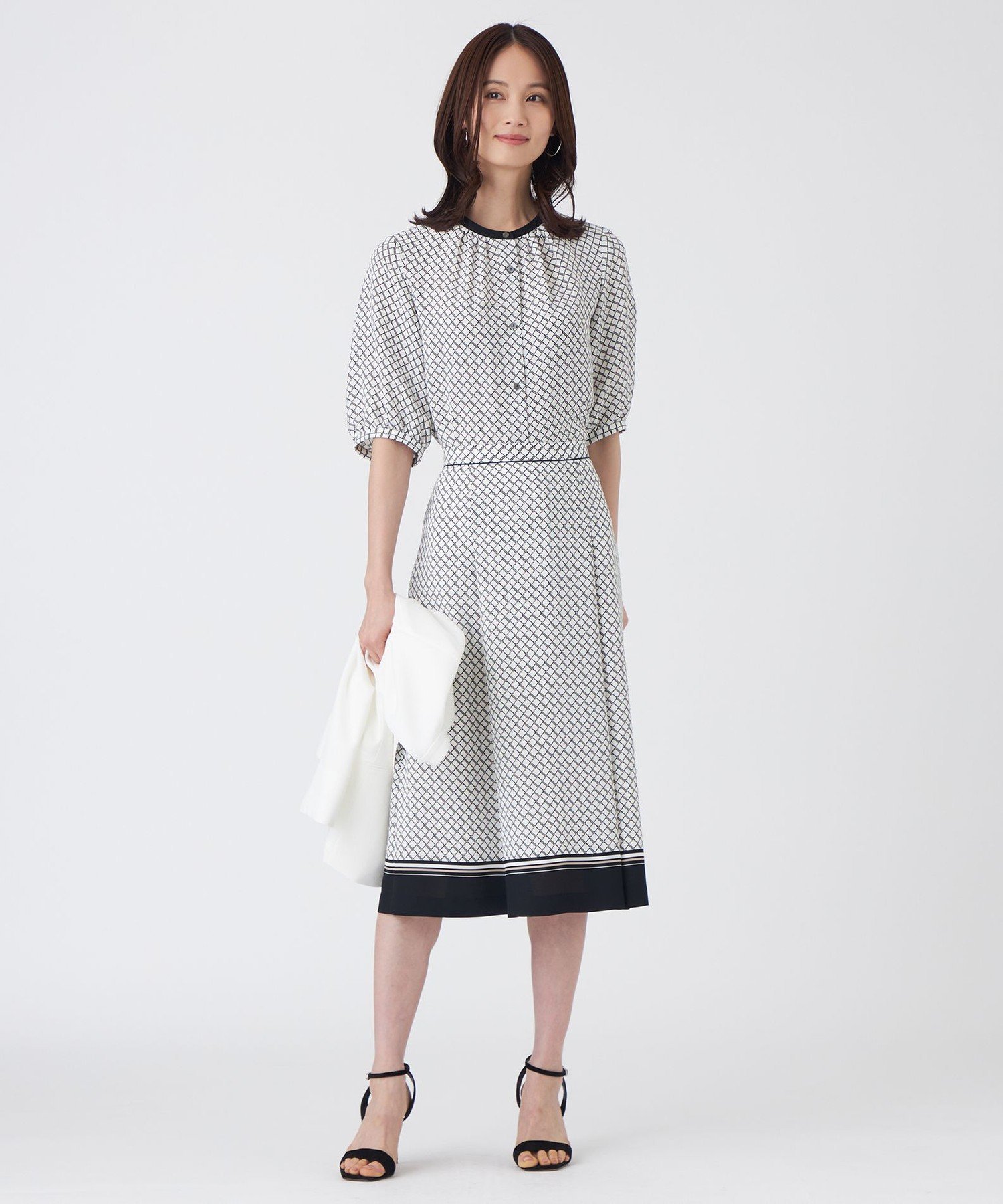 TRANS WORK 【L】【ウォッシャブル】ツイストラティスプリントブラウス サンヨー エルサイズ トップス シャツ・ブラウス ネイビー ホワイト