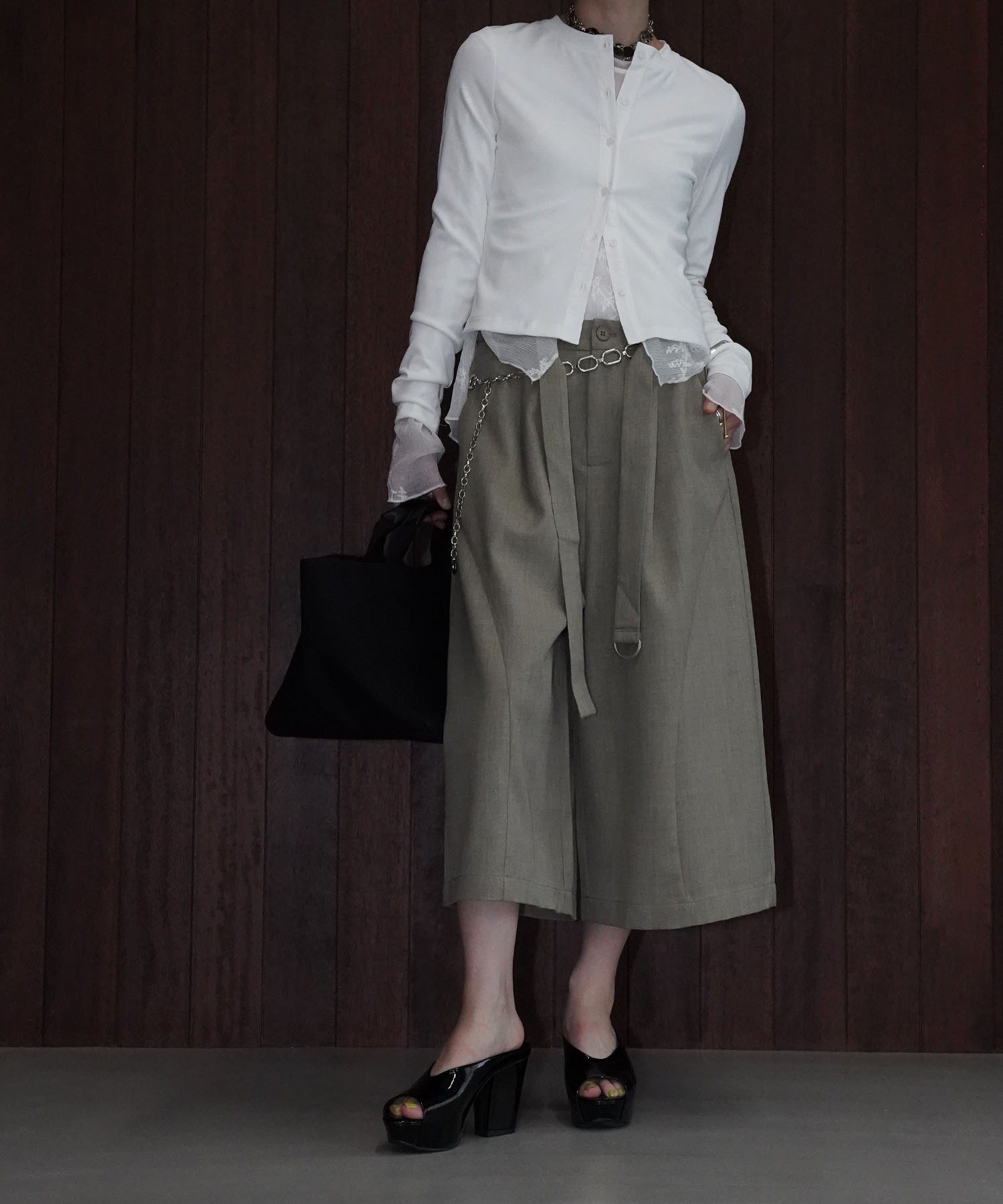 ベルトワイドクロップドパンツ chw26s155 チュクラ パンツ その他のパンツ ベージュ ブラック