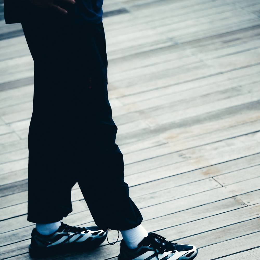 adidas 【公式】アディダス adidas 返品可 DAY//O ランニング ウーブンパンツ アディダス パンツ その他のパンツ ブラック【送料無料】