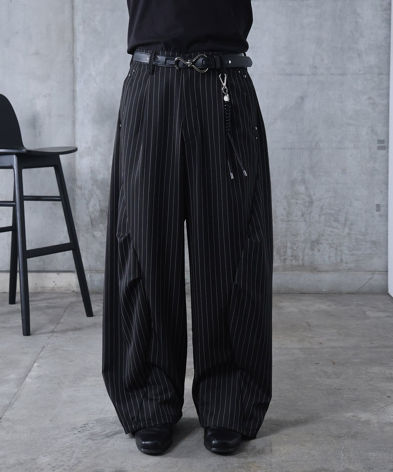 【SALE／27%OFF】Confirm (M)Confirm/WZCF251001-TSL コンファーム パンツ スラックス・ドレスパンツ ブラック【送料無料】