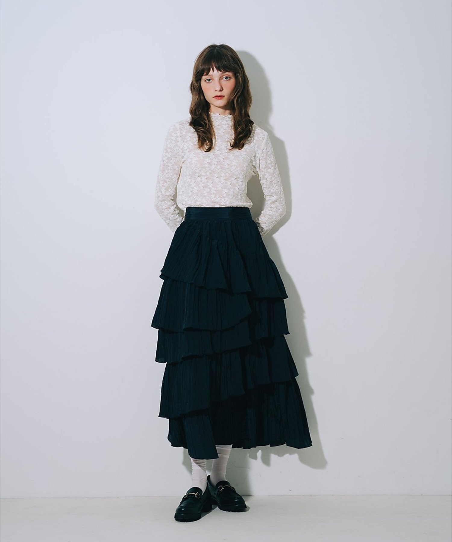 SELFIST レースハイネックカットソー【予約】 セルフィスト トップス カットソー・Tシャツ ブラック ホワイト