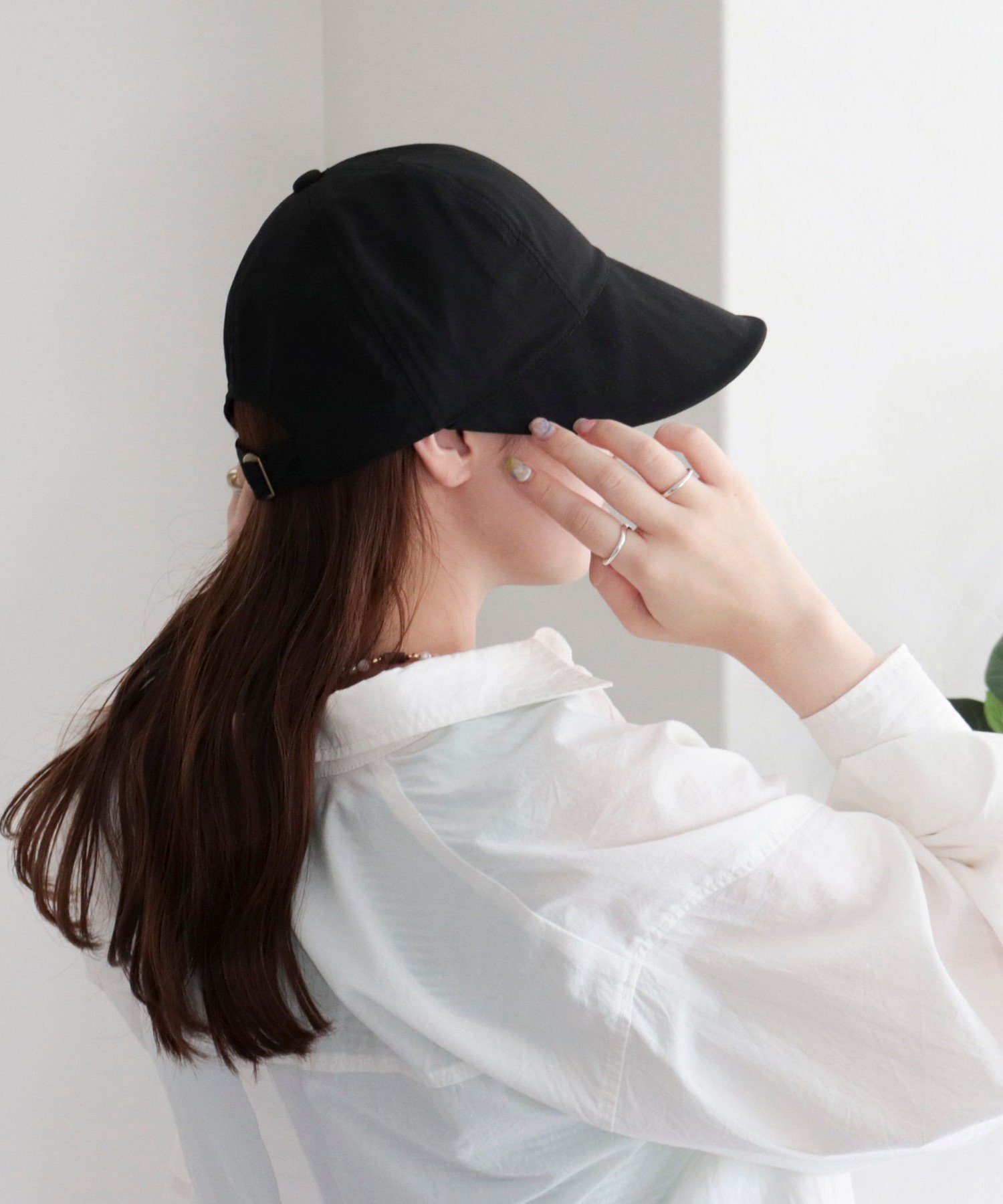 【SALE／36%OFF】fredy emue バイザーキャップ フレディ アンド グロスター 帽子 キャップ ブラック ベージュのサムネイル