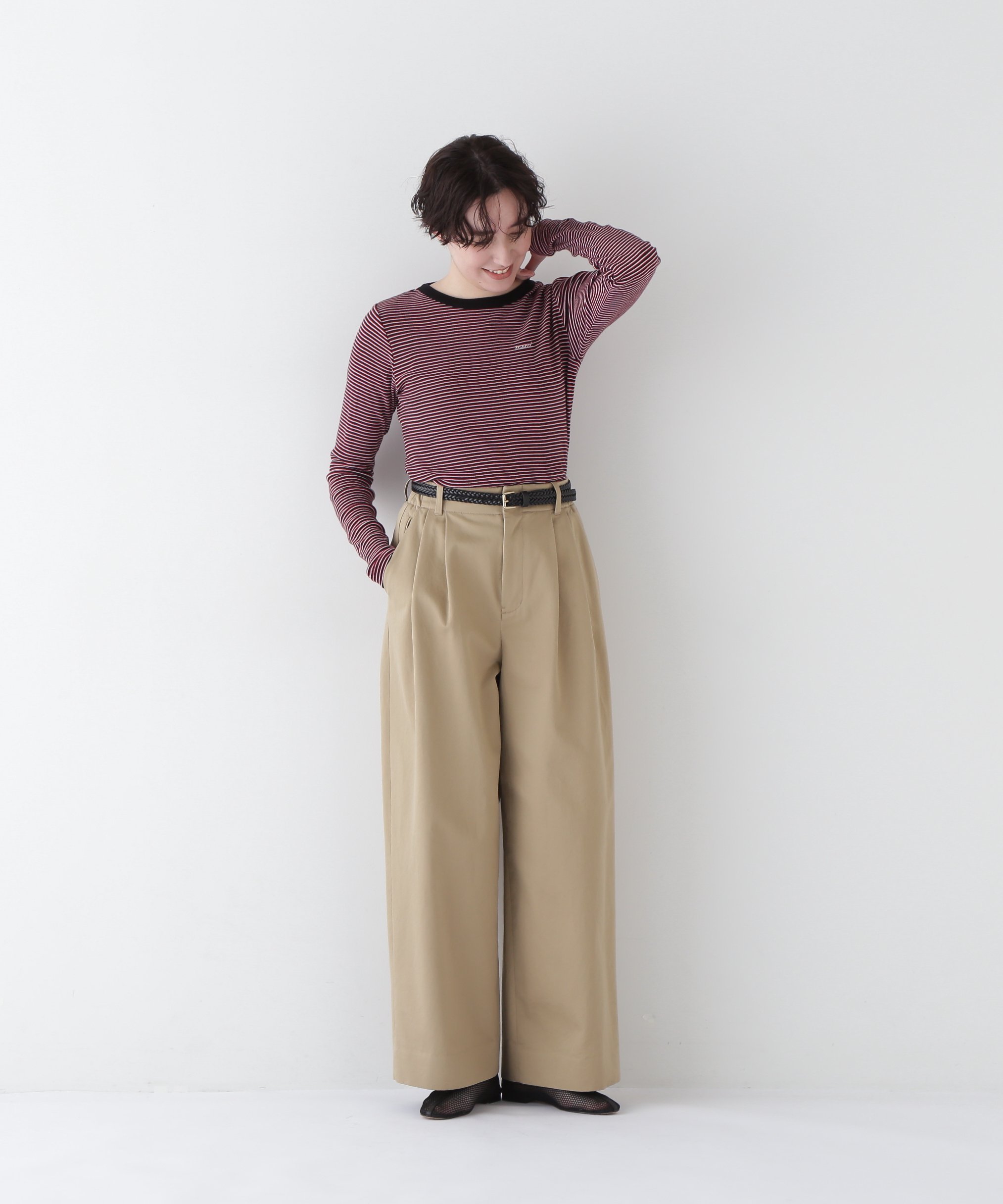 human woman ◆36/2ウェポンタックパンツ ヒューマン ウーマン パンツ その他のパンツ ベージュ