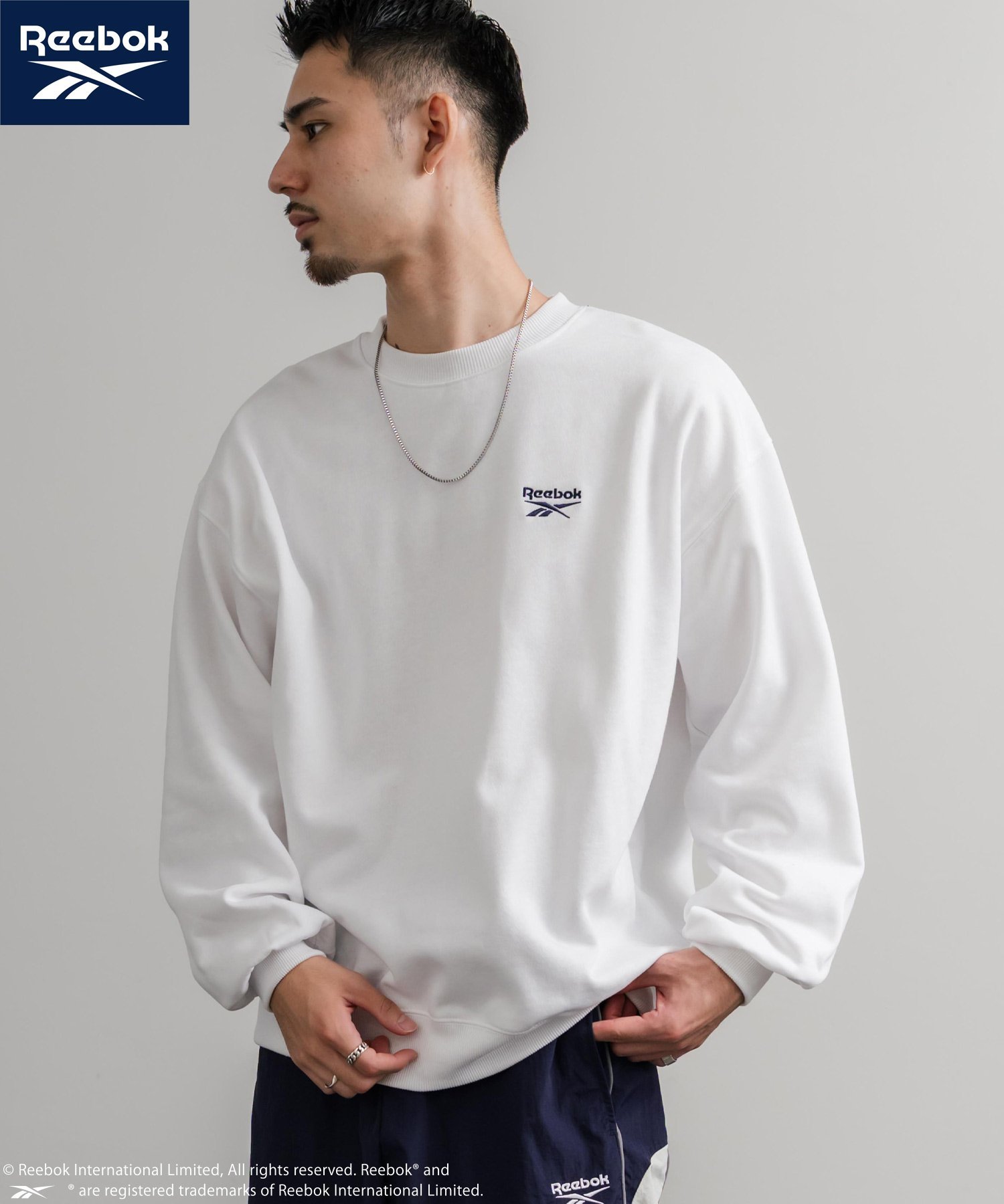 Rocky Monroe Reebok オーバーサイズ裏起毛ワンポイントロゴ刺繍クルートレーナー ロッキーモンロー ト..