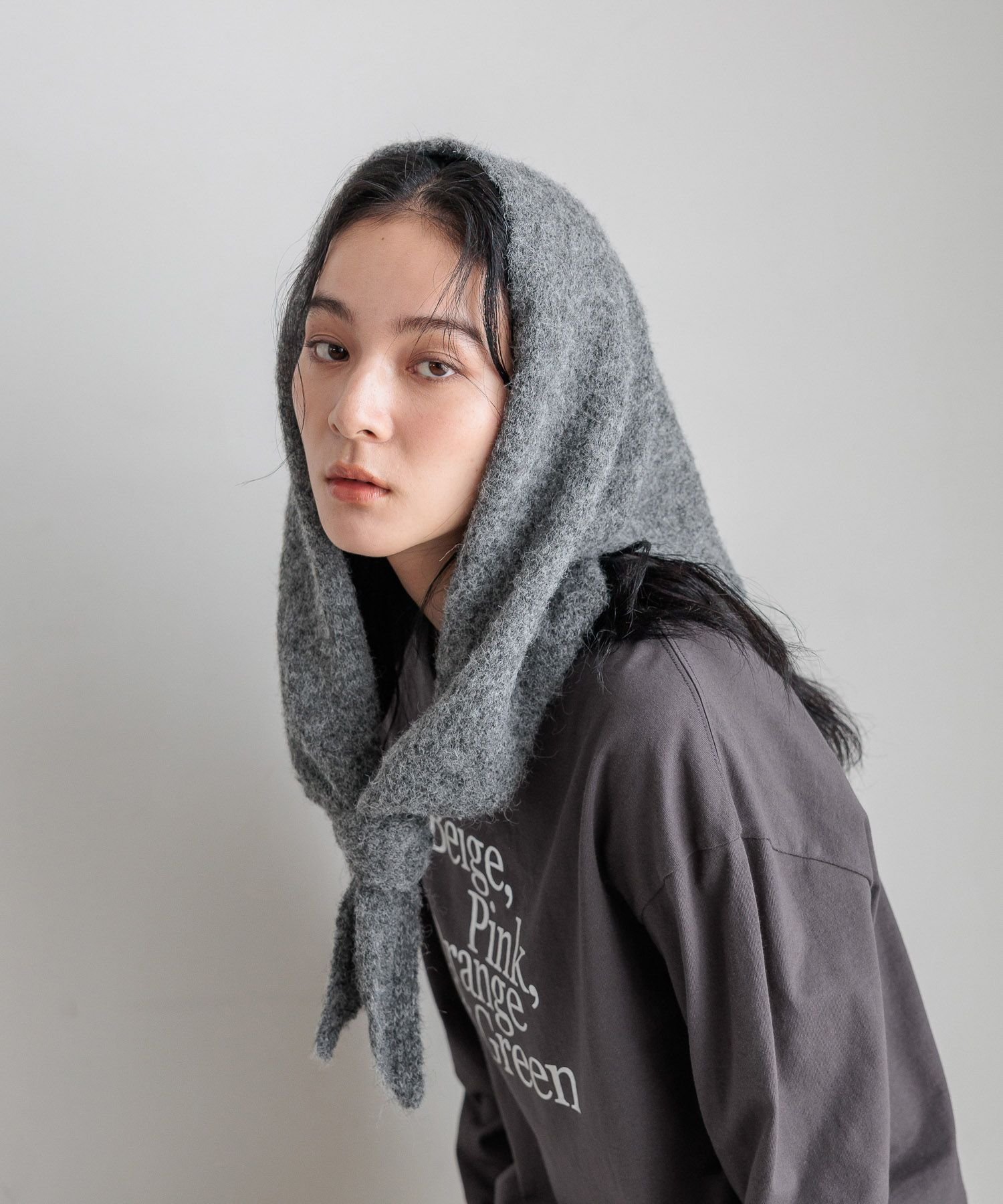 LOWRYS FARM キモウサンカクスカーフ ローリーズファーム ファッション雑貨 マフラー・ストール・ネックウォーマー ベージュ グレー ブラウンのサムネイル