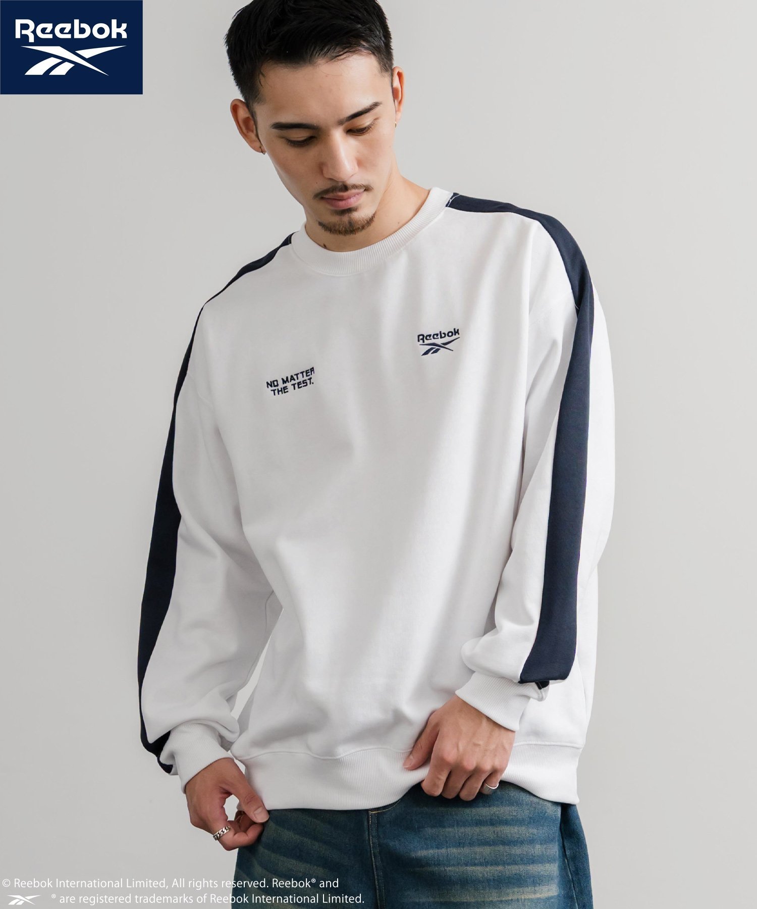 Rocky Monroe Reebok オーバーサイズ裏起毛ロゴ刺繍&袖ラインクルートレーナー ロッキーモンロー トッ..