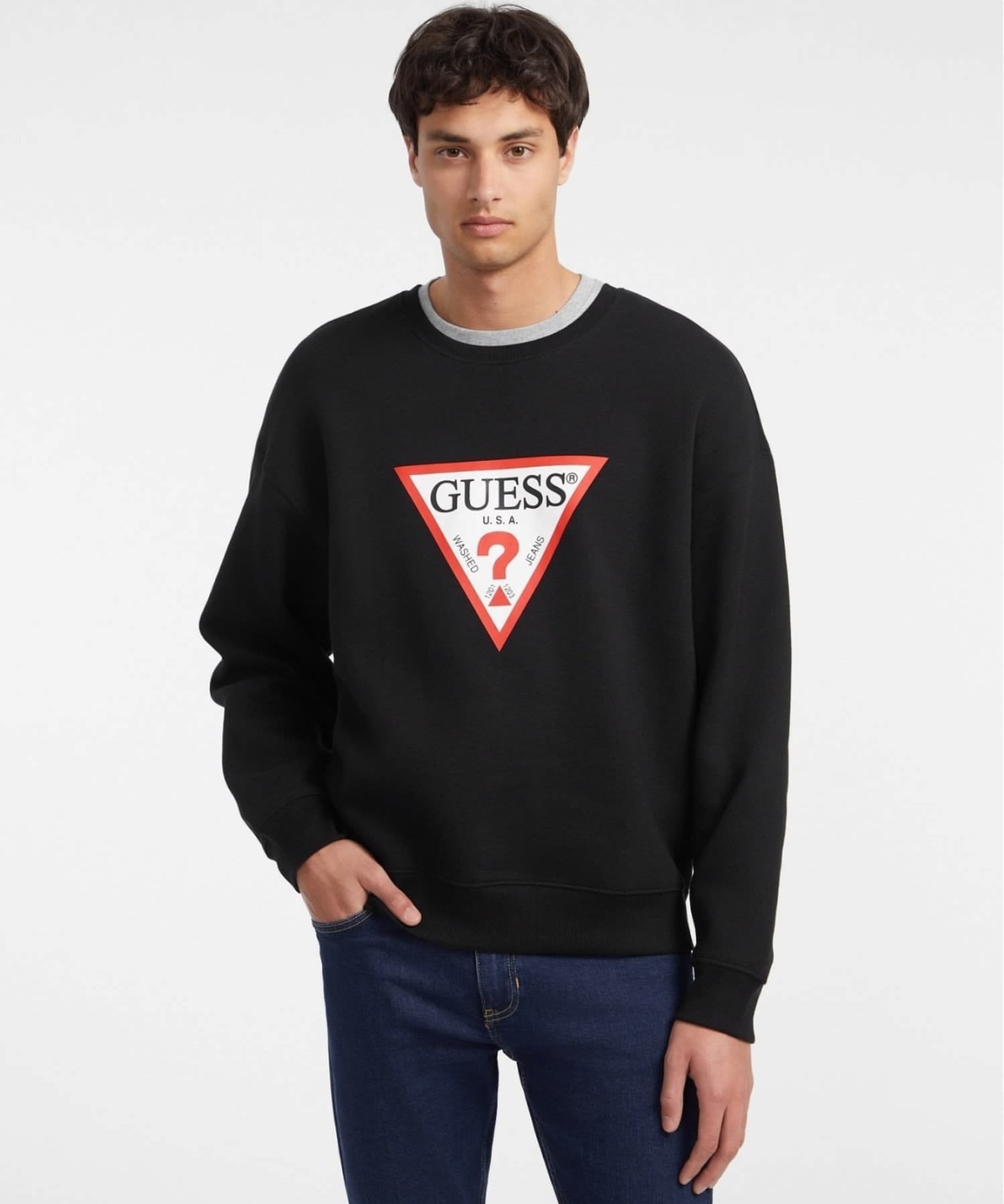 GUESS JEANS トップス スウェット(M)Iconic Triangle Sweat ゲス トップス スウェット・トレーナー グレー ブラック ホワイト