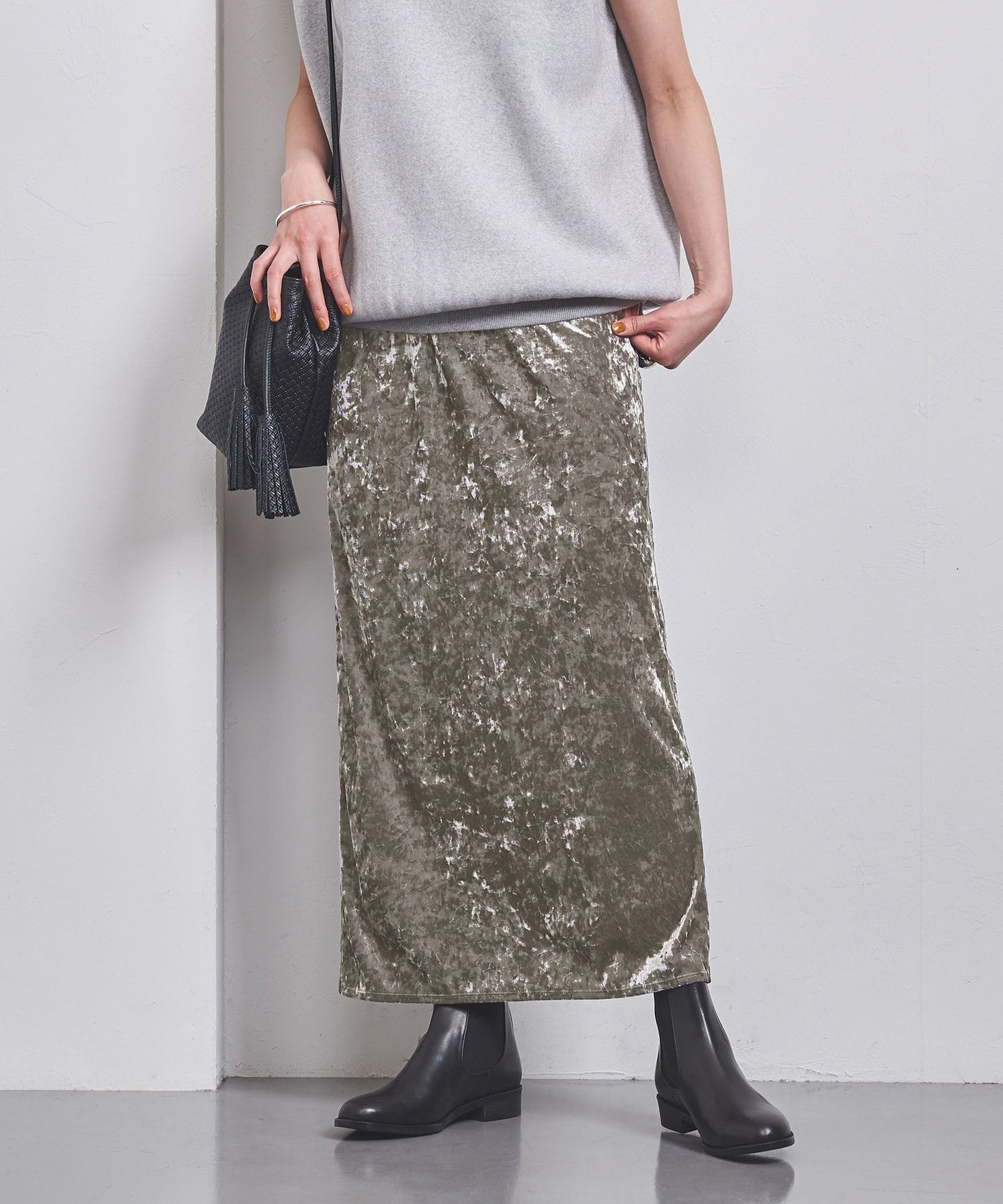 【SALE／80%OFF】UNITED ARROWS クラッシュ ベロア マキシスカート ユナイテッドアローズ アウトレット スカート ロング・マキシスカート グレー ブラック【送料無料】のサムネイル